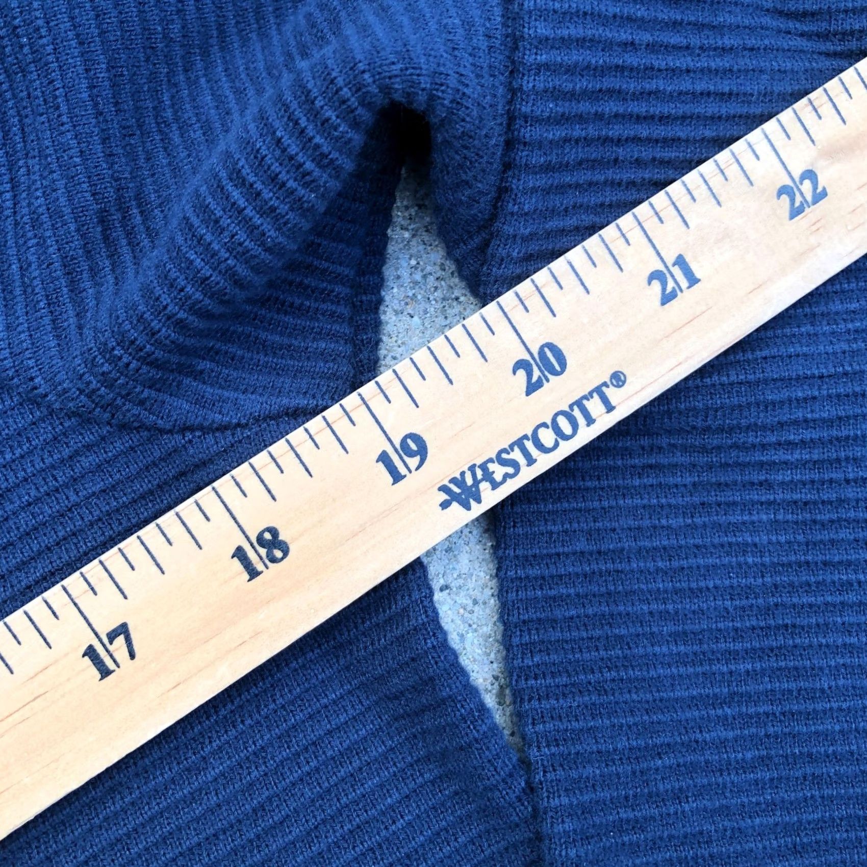 Zara ZARA Man Textured Sweater MED Men's Sweatshirt Long Sleeve Crew Neck Blue Size US M / EU 48-50 / 2 - 4 Thumbnail