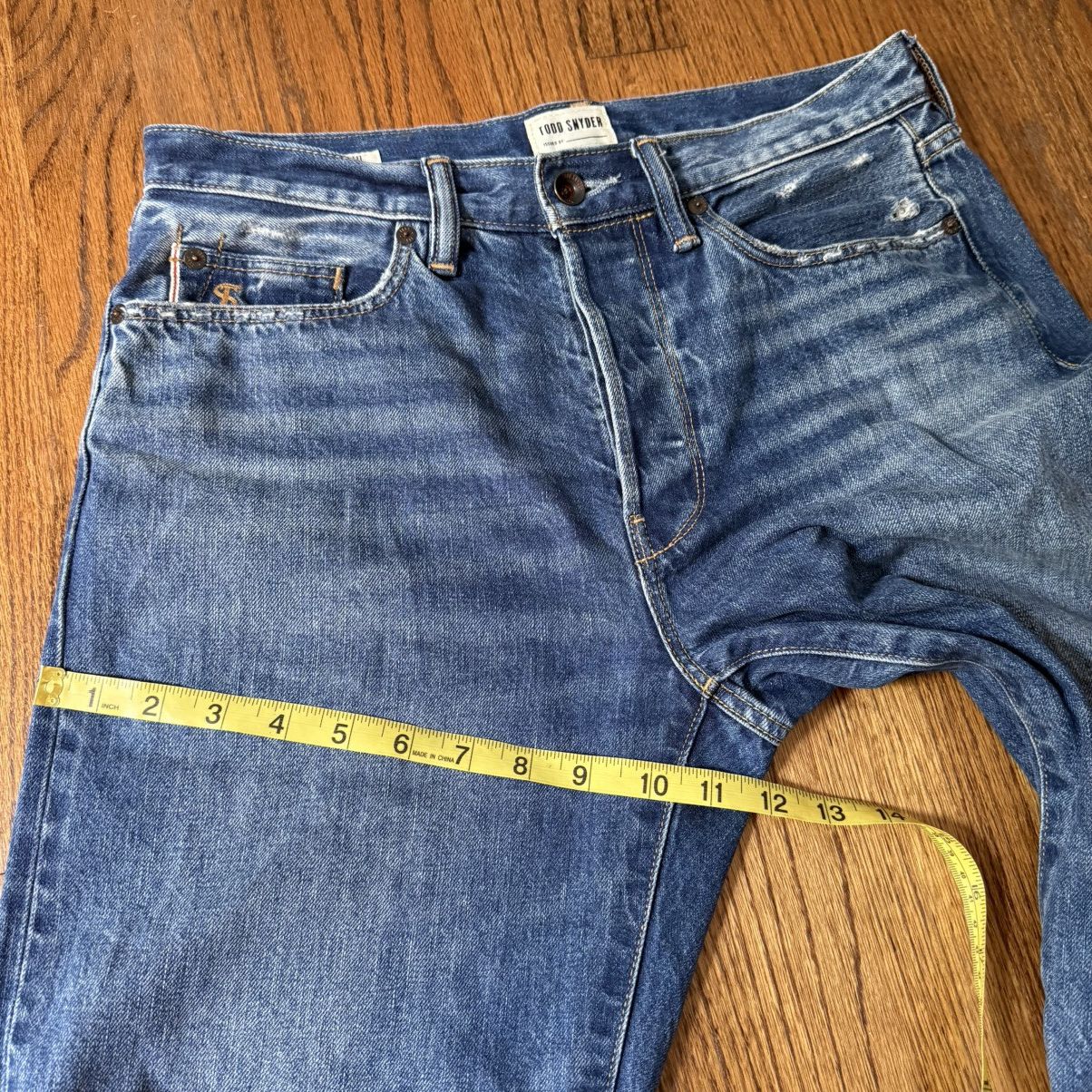 Todd Snyder Todd Snyder Straight Selvedge Jean in Medium Wash Size 30/30 Size US 30 / EU 46 - 6 Thumbnail