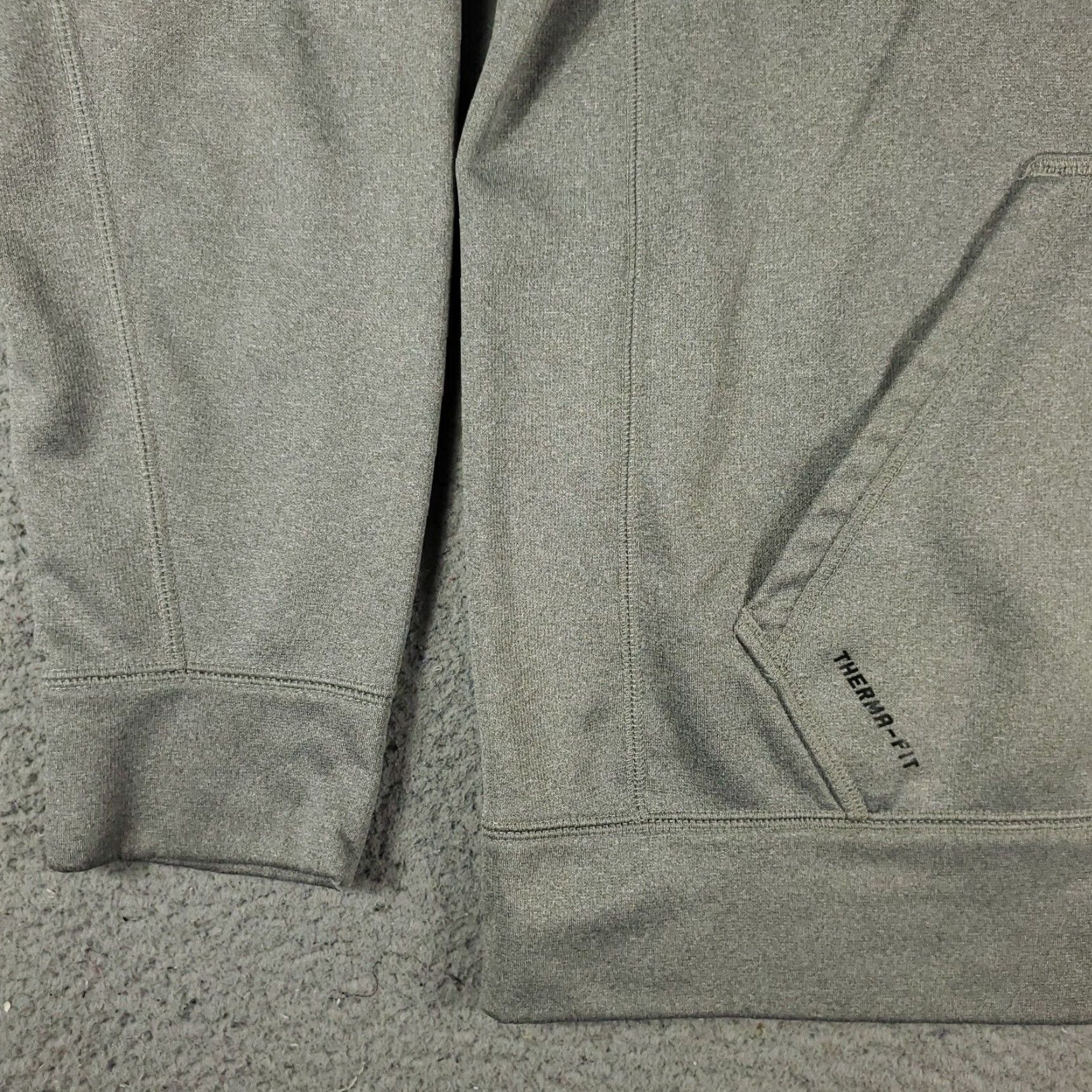 Nike **Nike Gray Hoodie Pullover Sweatshirt Medium** User: **Nike Medium Gray Hoodie Pullover Sweatshirt** Size US M / EU 48-50 / 2 - 3 Thumbnail