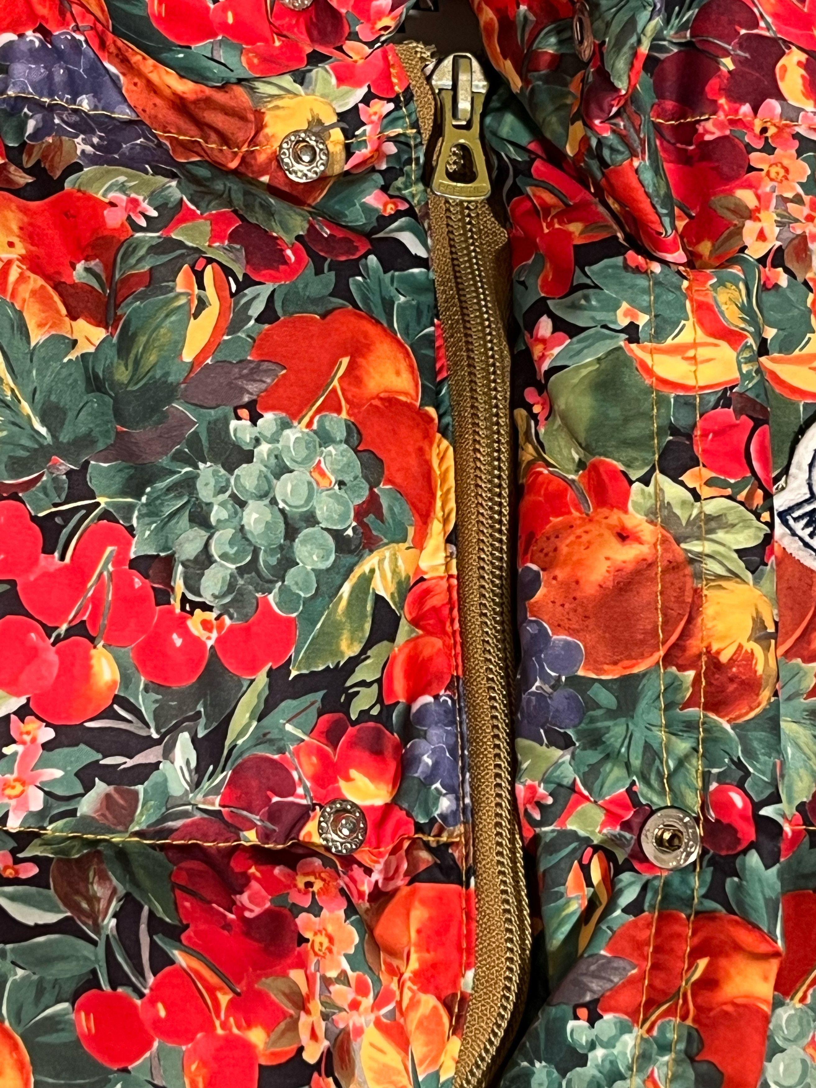 Moncler Moncler floral puffer jacket Size US M / EU 48-50 / 2 - 8 Thumbnail