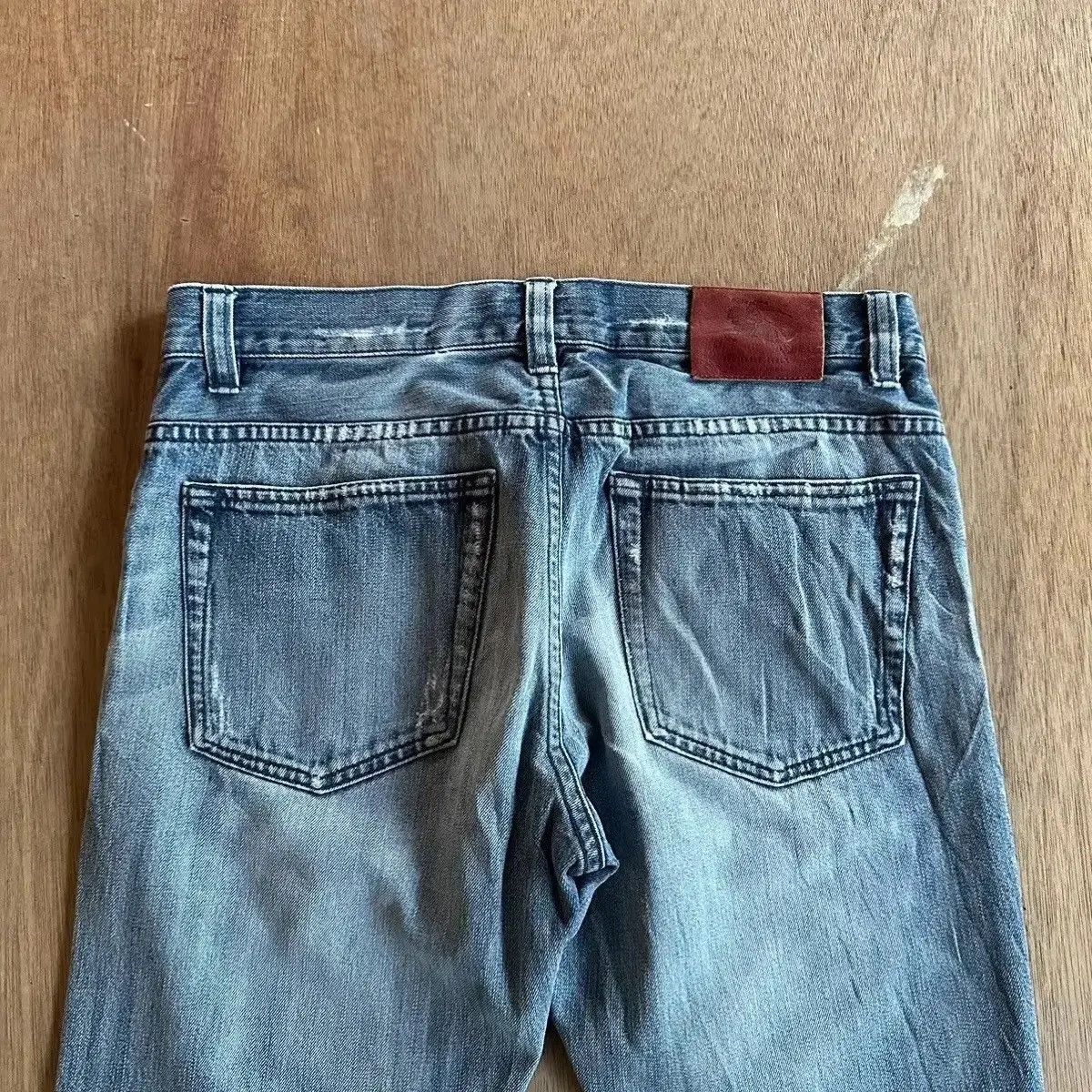 Black Label BURBERRY BLACK LABEL JEANS DISTRESSED DENIM RIPPED PANTS W31 Size US 31 - 13 Thumbnail