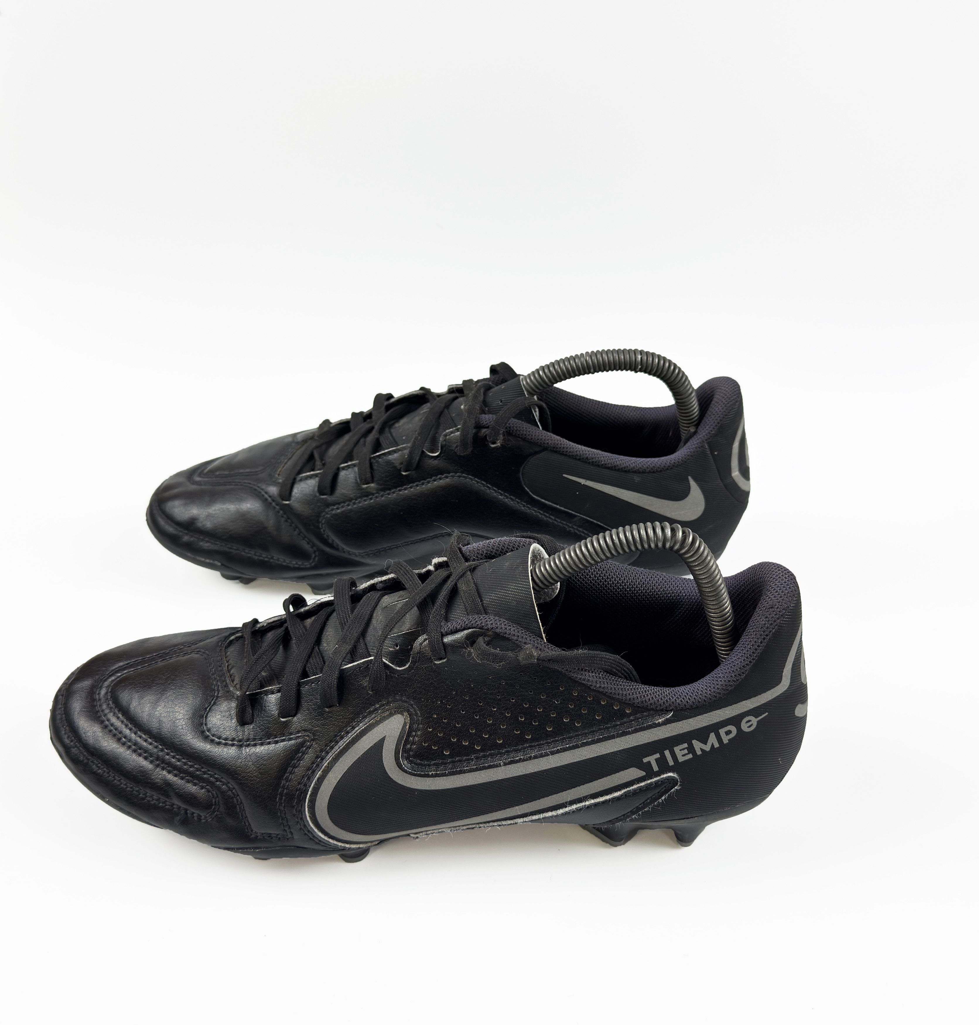 Nike Nike Tiempo Legend 9 Club FG/MG Football Soccer Boots Size US 9.5 / EU 42-43 - 1 Thumbnail