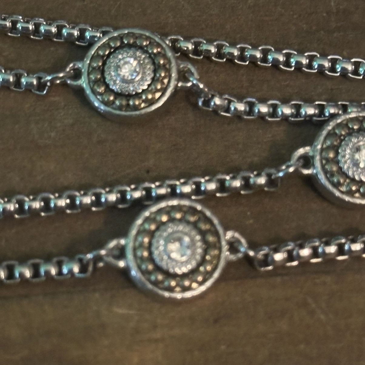 Other Long stationed rhinestone discs box chain necklace Size ONE SIZE - 3 Thumbnail