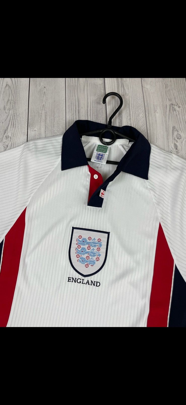 Vintage Vintage England retro soccer jersey size M logo Size US M / EU 48-50 / 2 - 2 Thumbnail