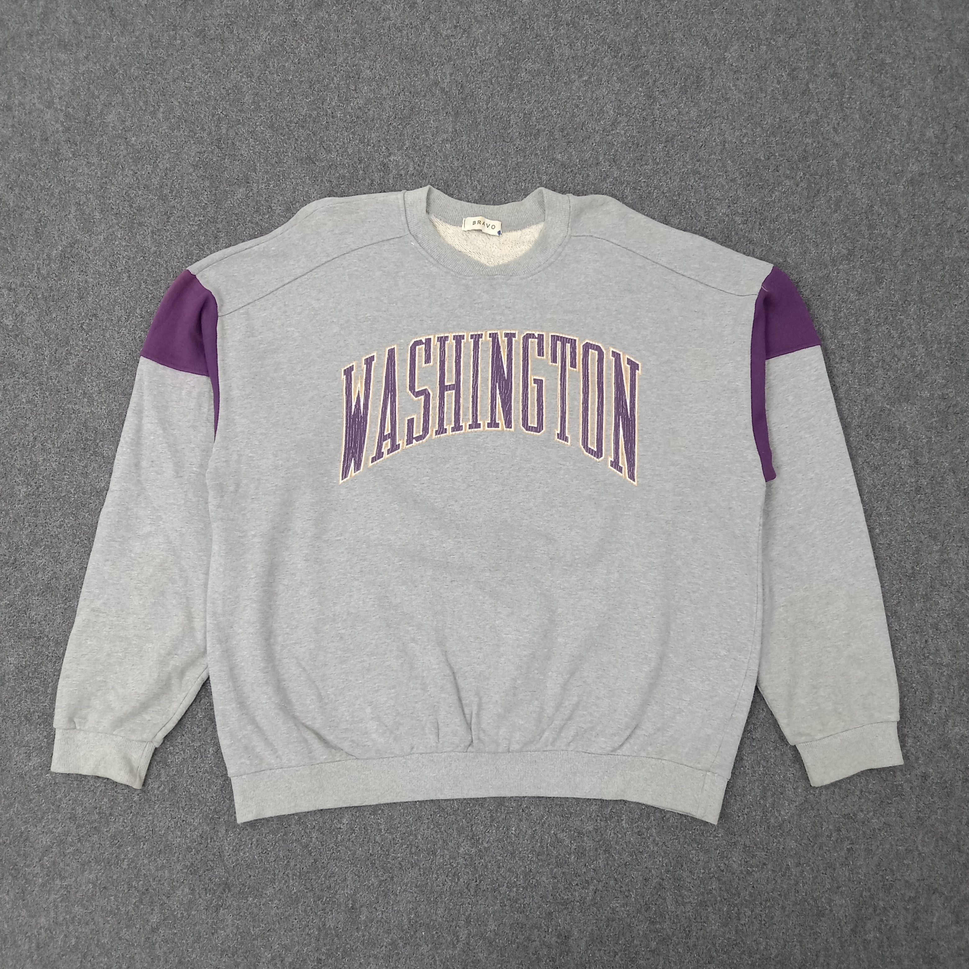 NFL Washington Huskies American Football Team Sweatshirt C262N4 Size US XL / EU 56 / 4 - 4 Thumbnail