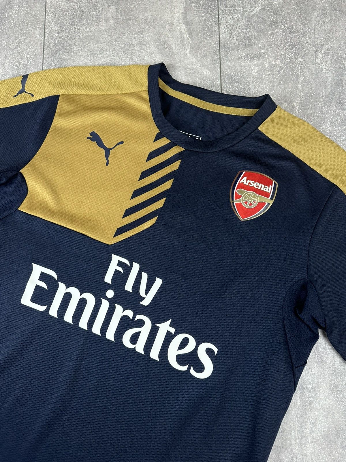 Puma Puma Arsenal London Training2015/16 Soccer Football Jersey Size US L / EU 52-54 / 3 - 4 Thumbnail