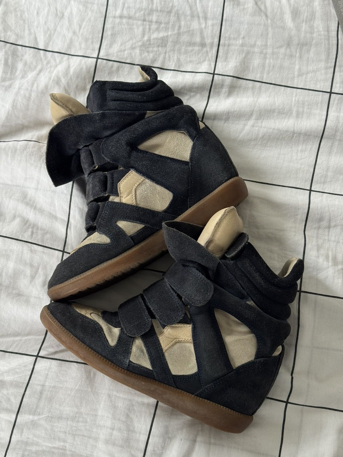 Isabel Marant Isabel Marant Bekett sneakers shoes beige Suede Wedge Size US 6 / IT 36 - 20 Thumbnail