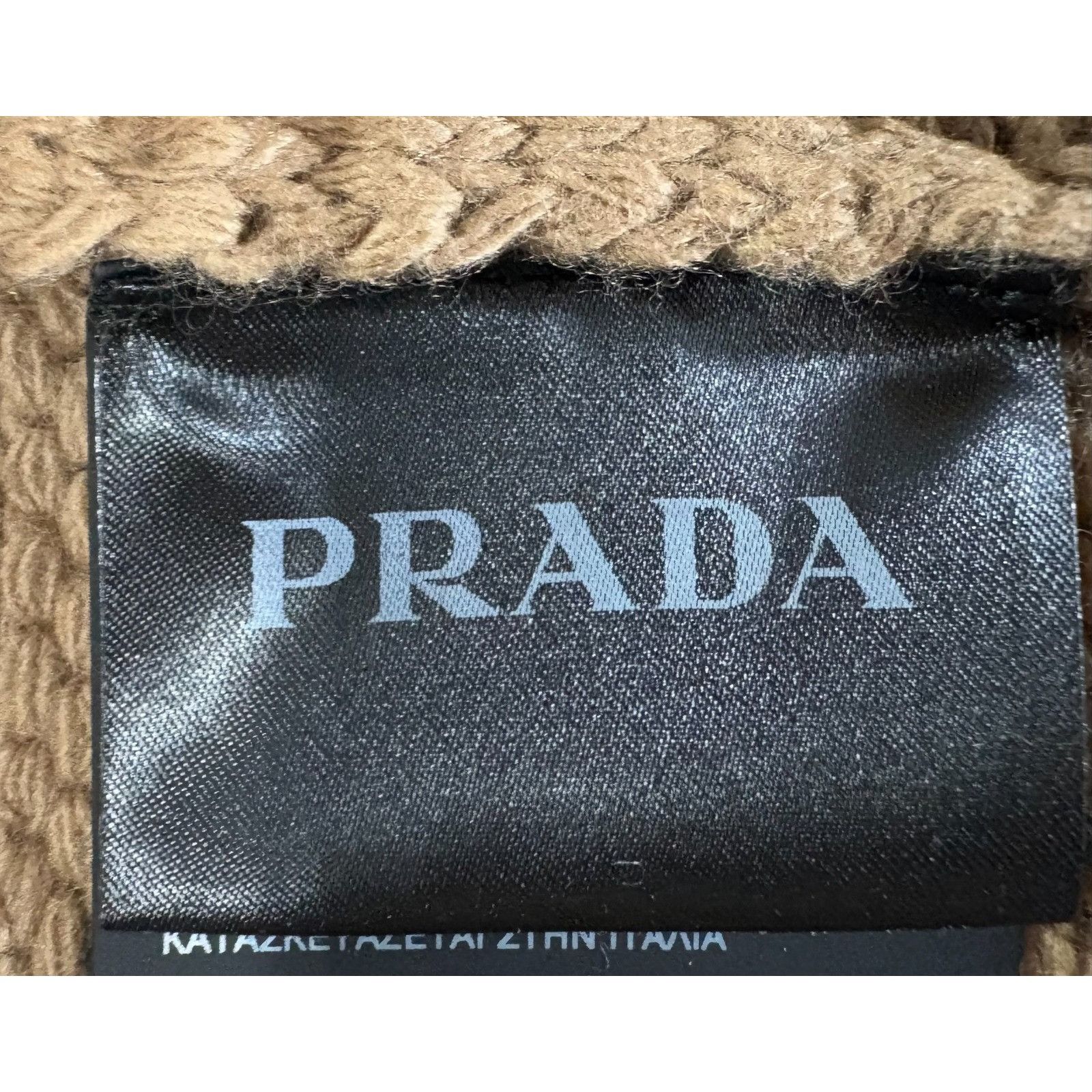 Prada PRADA wool cashmere blend Ribbed ranglan sleeve sweater sz 5 Size US M / EU 48-50 / 2 - 3 Thumbnail