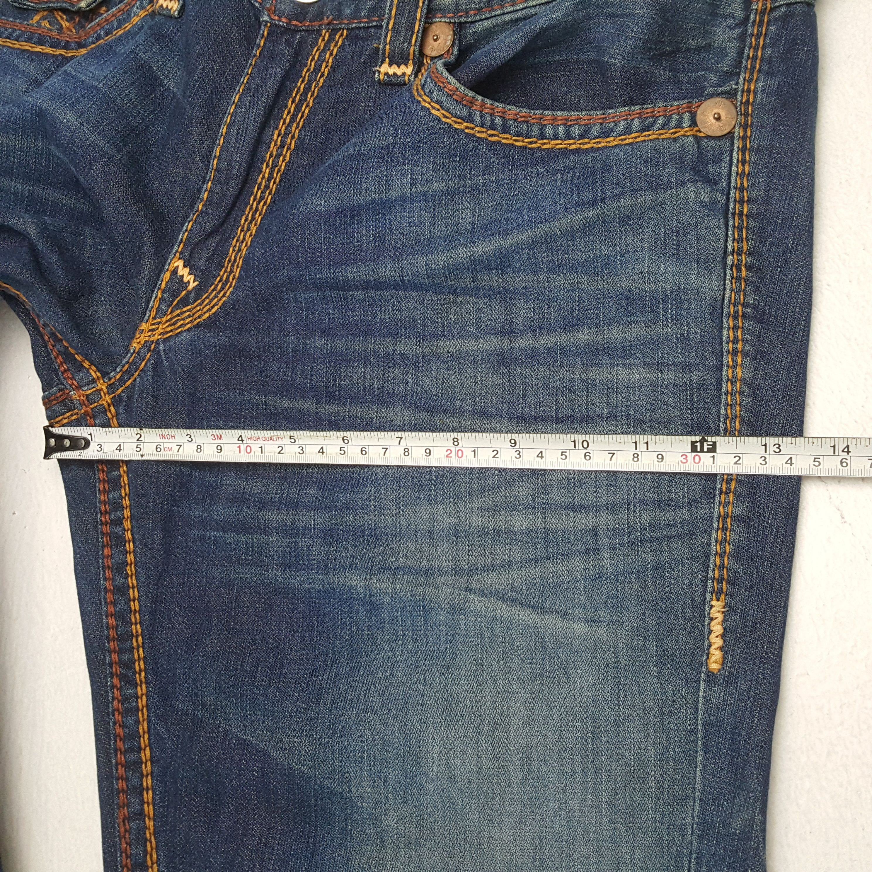 True Religion × Vintage Vintage TRUE RELIGION American Fashion Brand Denim Jeans Size US 37 - 9 Thumbnail