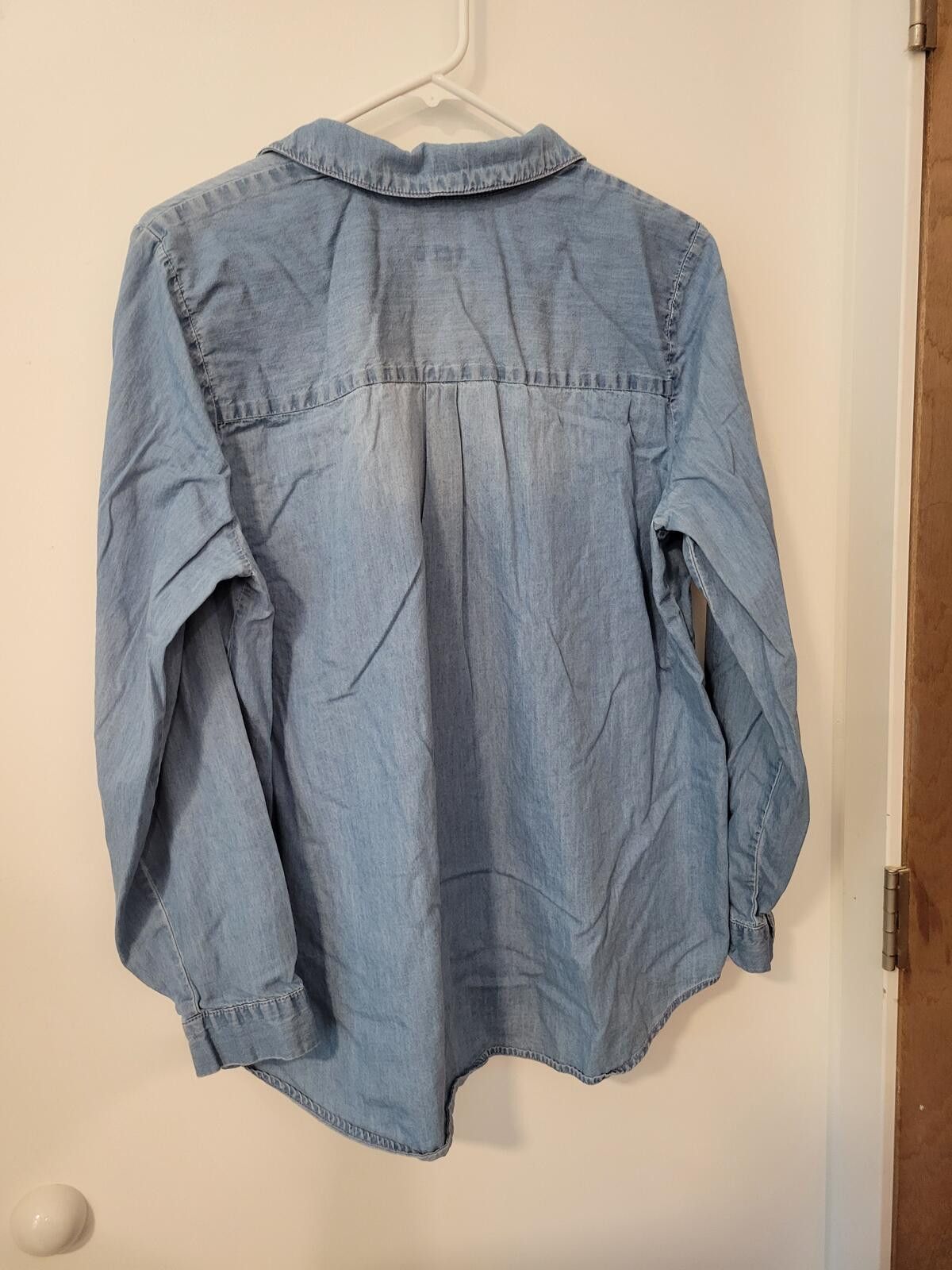 Other J. Jill Light Blue Denim Long Sleeve Shirt Size L / US 10 / IT 46 - 2 Thumbnail