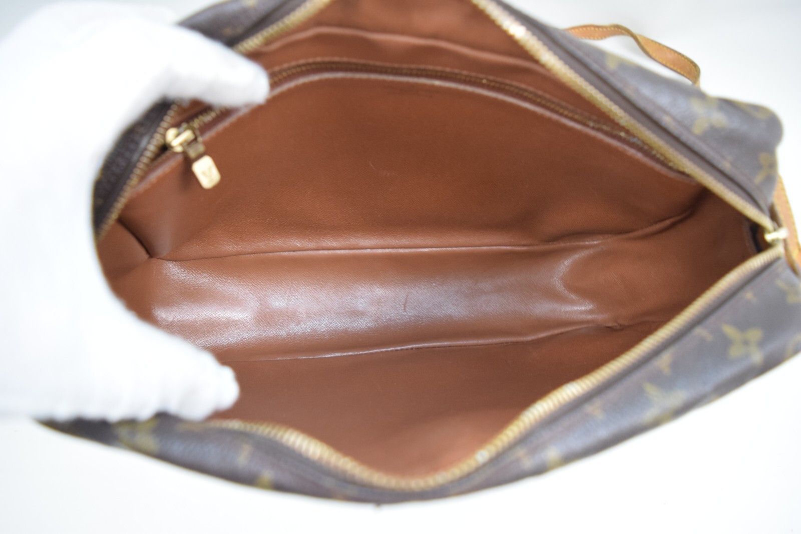 Louis Vuitton LV Trocadero 27 Crossbody Bag Monogram Canvas M51274 Size ONE SIZE - 16 Thumbnail