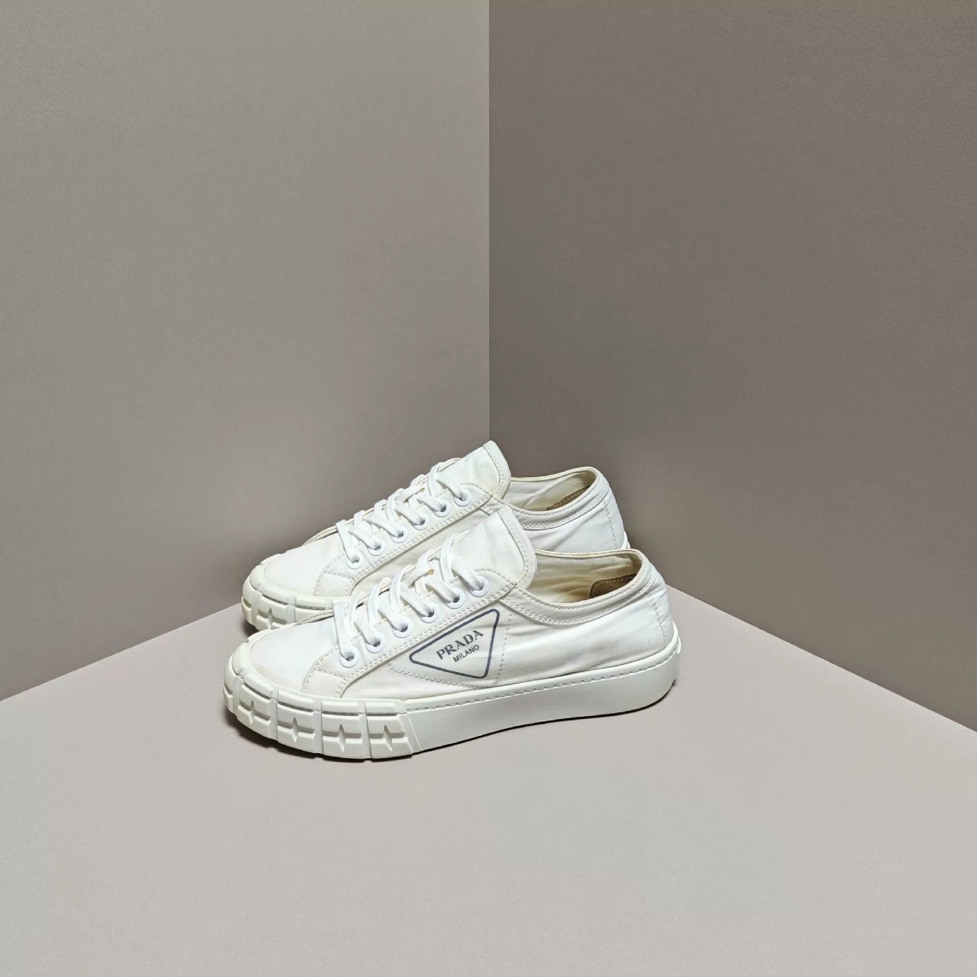 Prada Prada Canvas Lowtop Sneakers us_9 Women Size US 9 / IT 39 - 1 Thumbnail
