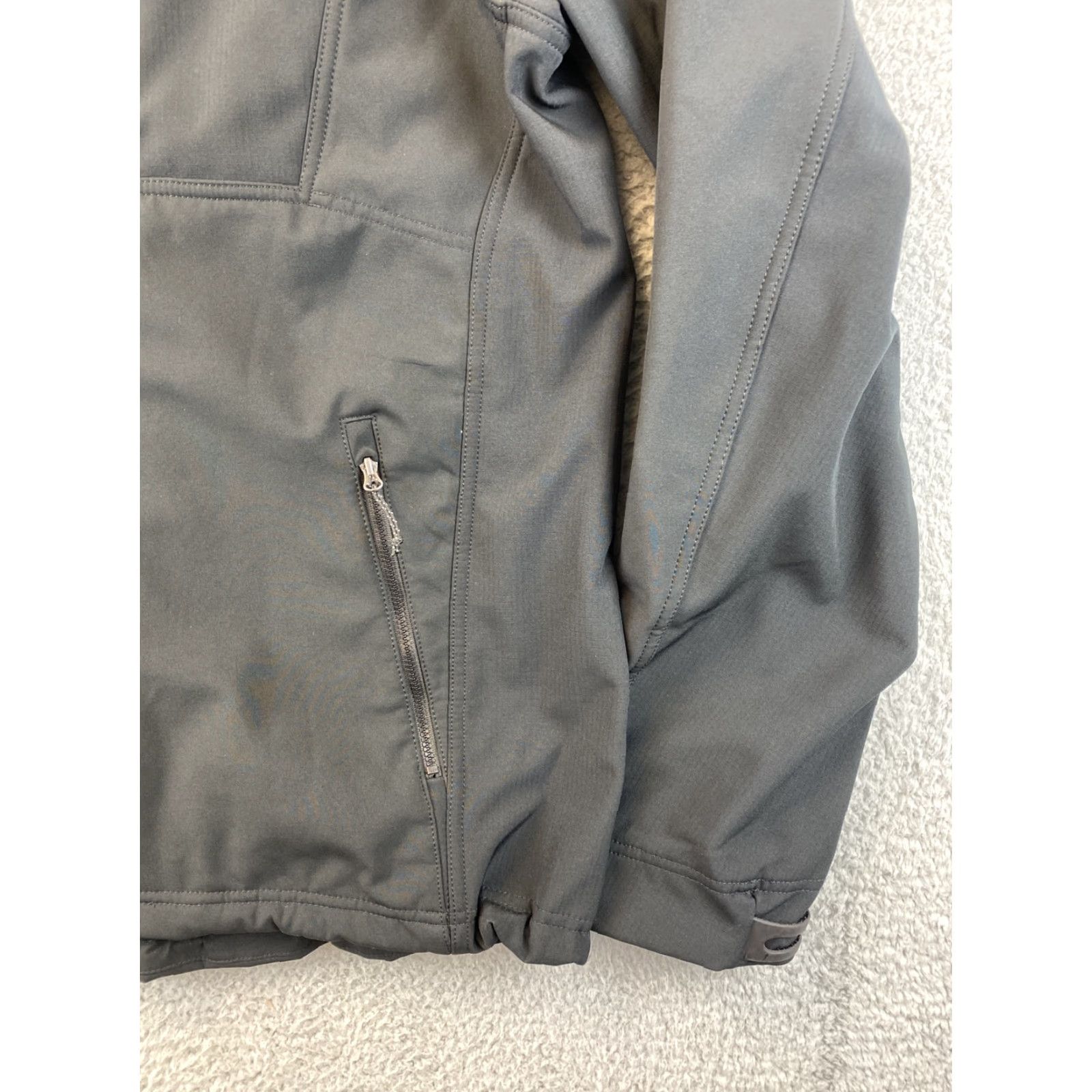 Eddie Bauer Eddie Bauer Men's Black Jacket Waterproof Soft Shell Waist Synch LT / 79-17 Navy? Size US L / EU 52-54 / 3 - 3 Thumbnail