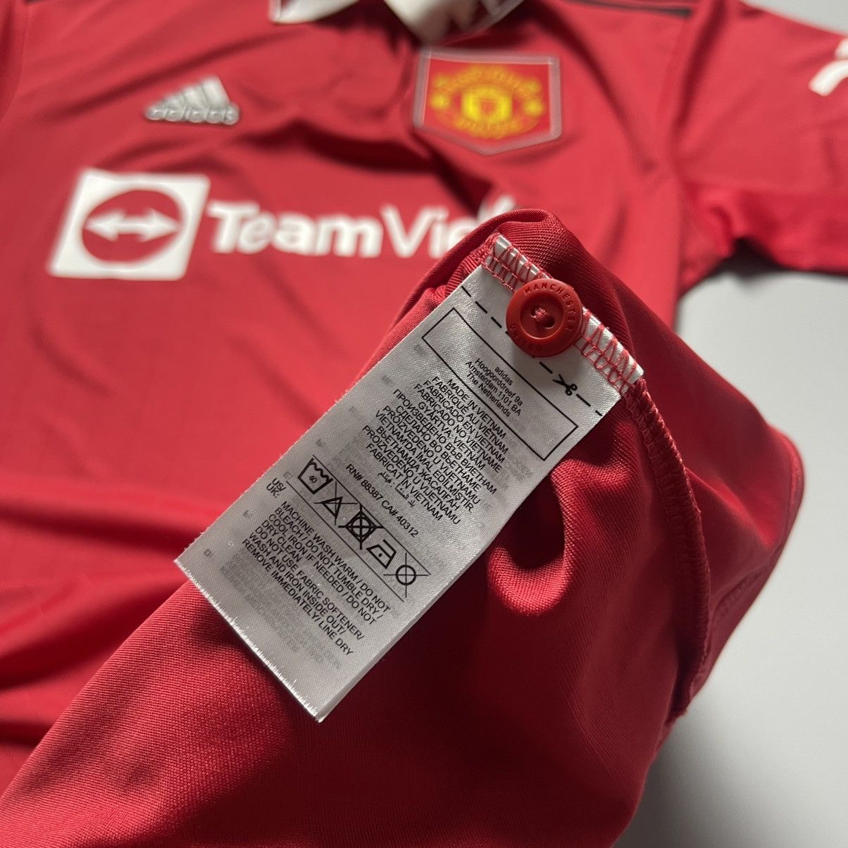 Adidas MANCHESTER UNITED ADIDAS 2022/2023 SOCCER JERSEY #7 RONALDO Size US M / EU 48-50 / 2 - 9 Thumbnail