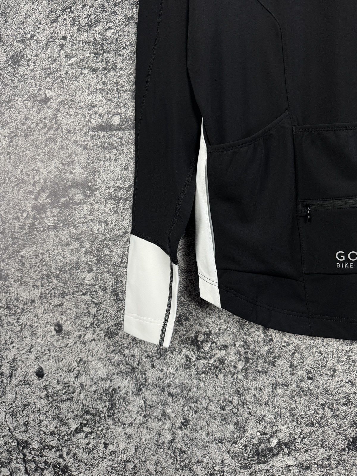 GOREWEAR Gore Bike Wear Zip Up Cycling Jacket Thermo Jersey Size L Size US L / EU 52-54 / 3 - 15 Thumbnail