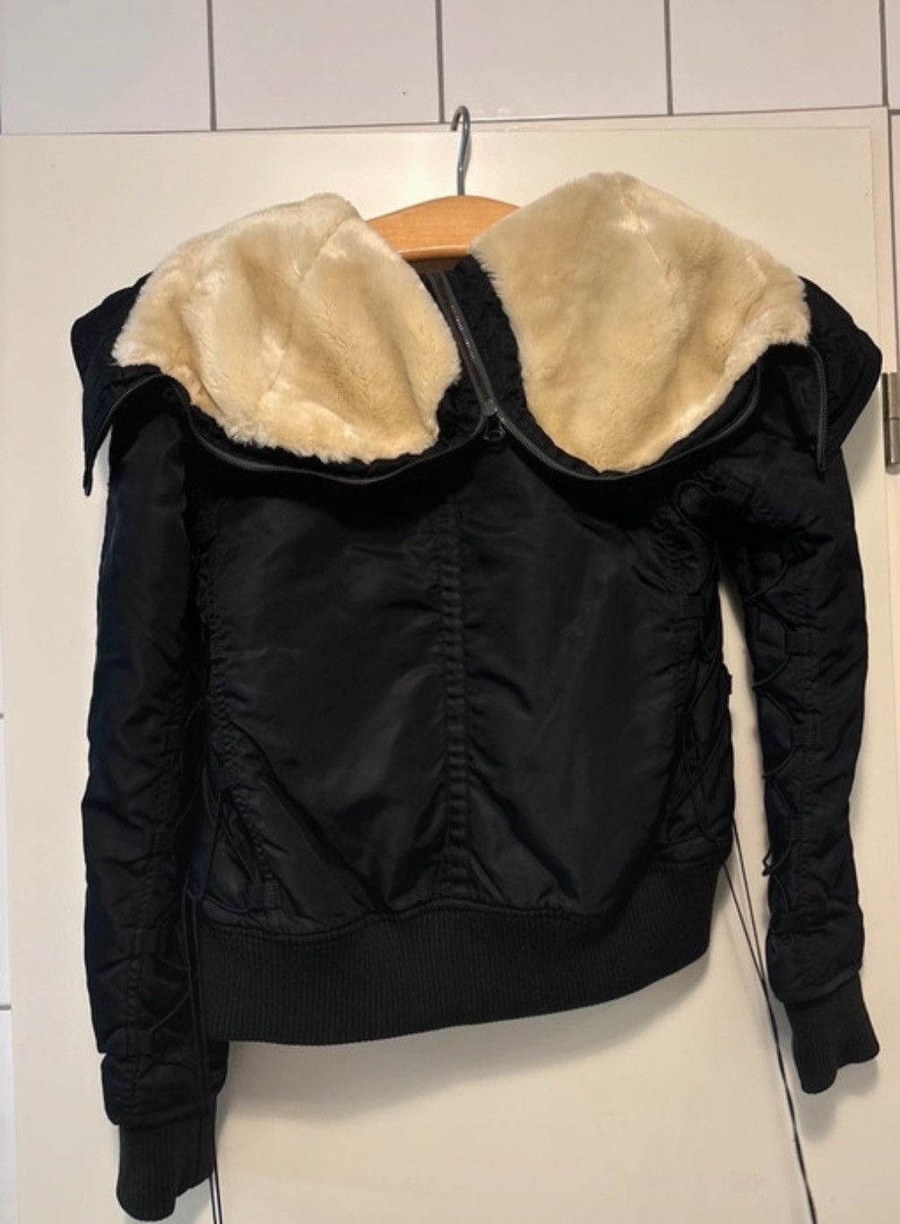 Avirex Avirex black bomber jacket Size US M / EU 48-50 / 2 - 3 Thumbnail