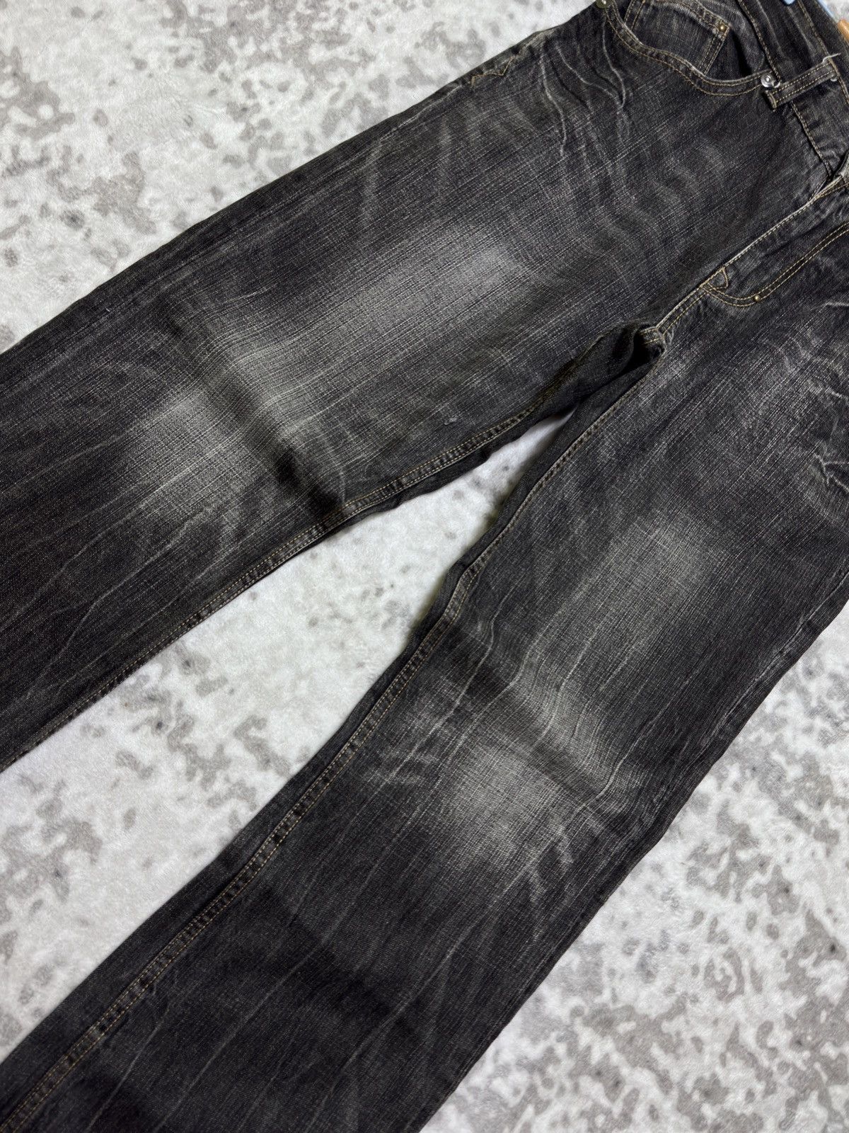 Japanese Brand Vintage UJ Jeans Buckle Back Claw Mark Distressed Denim Size US 33 - 7 Thumbnail