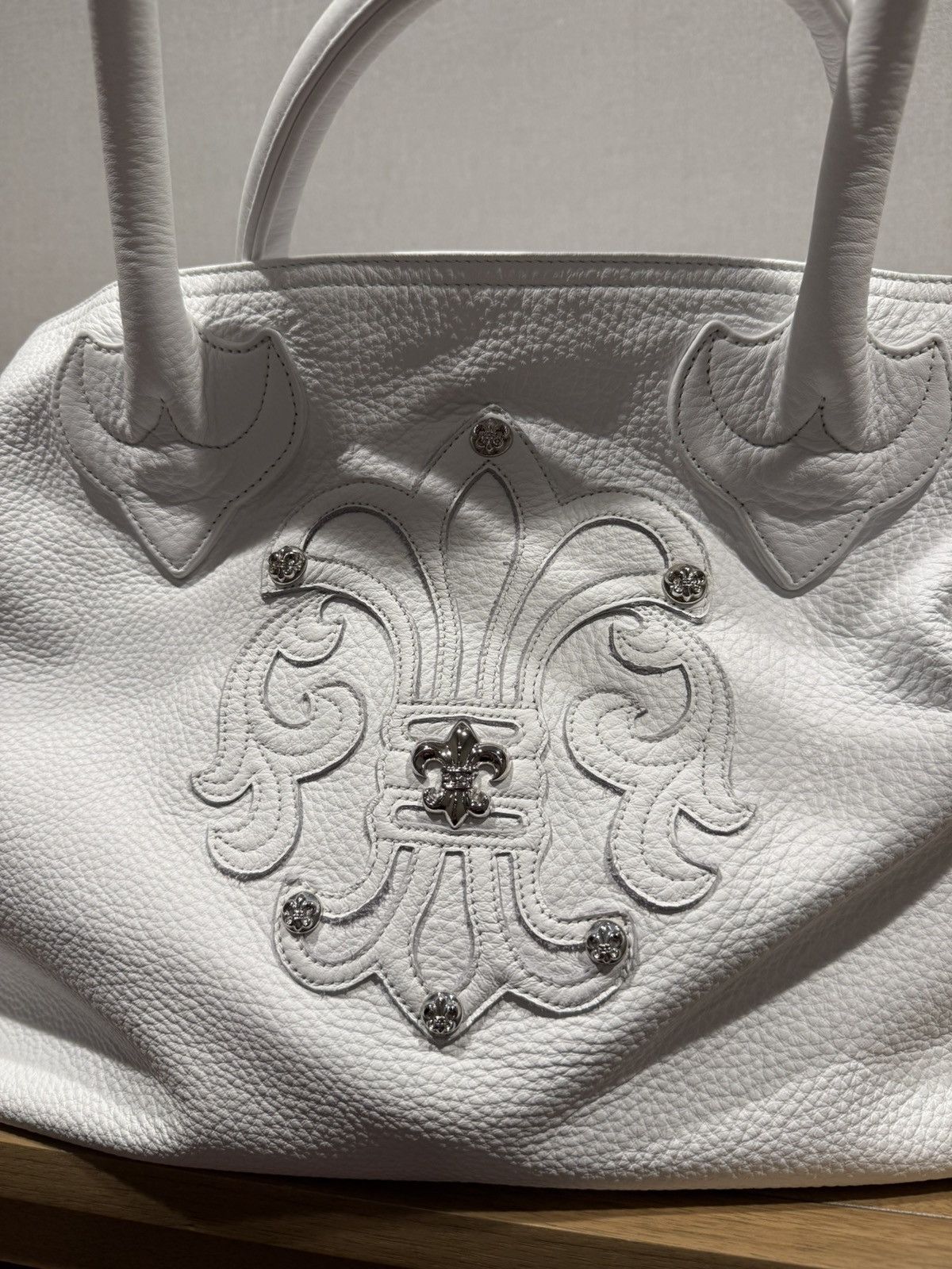 Chrome Hearts 🔥Chrome Hearts Fleur Leather Patches White Tote Bag🔥 Size ONE SIZE - 5 Thumbnail