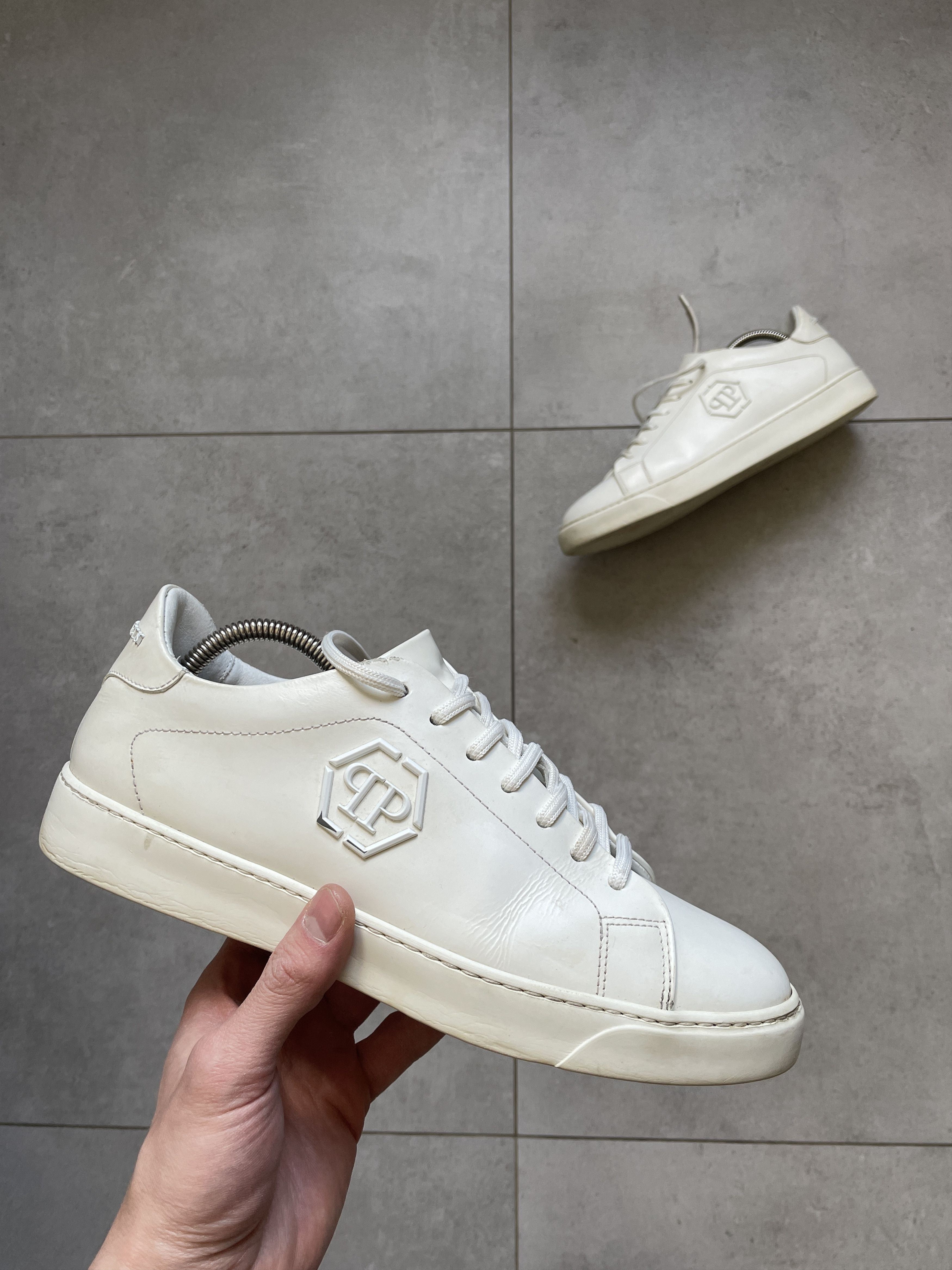 Philipp Plein PHILLIP PLEIN SKULL WHITE LEATHER LOW TOPS Size US 9.5 / EU 42-43 - 1 Thumbnail