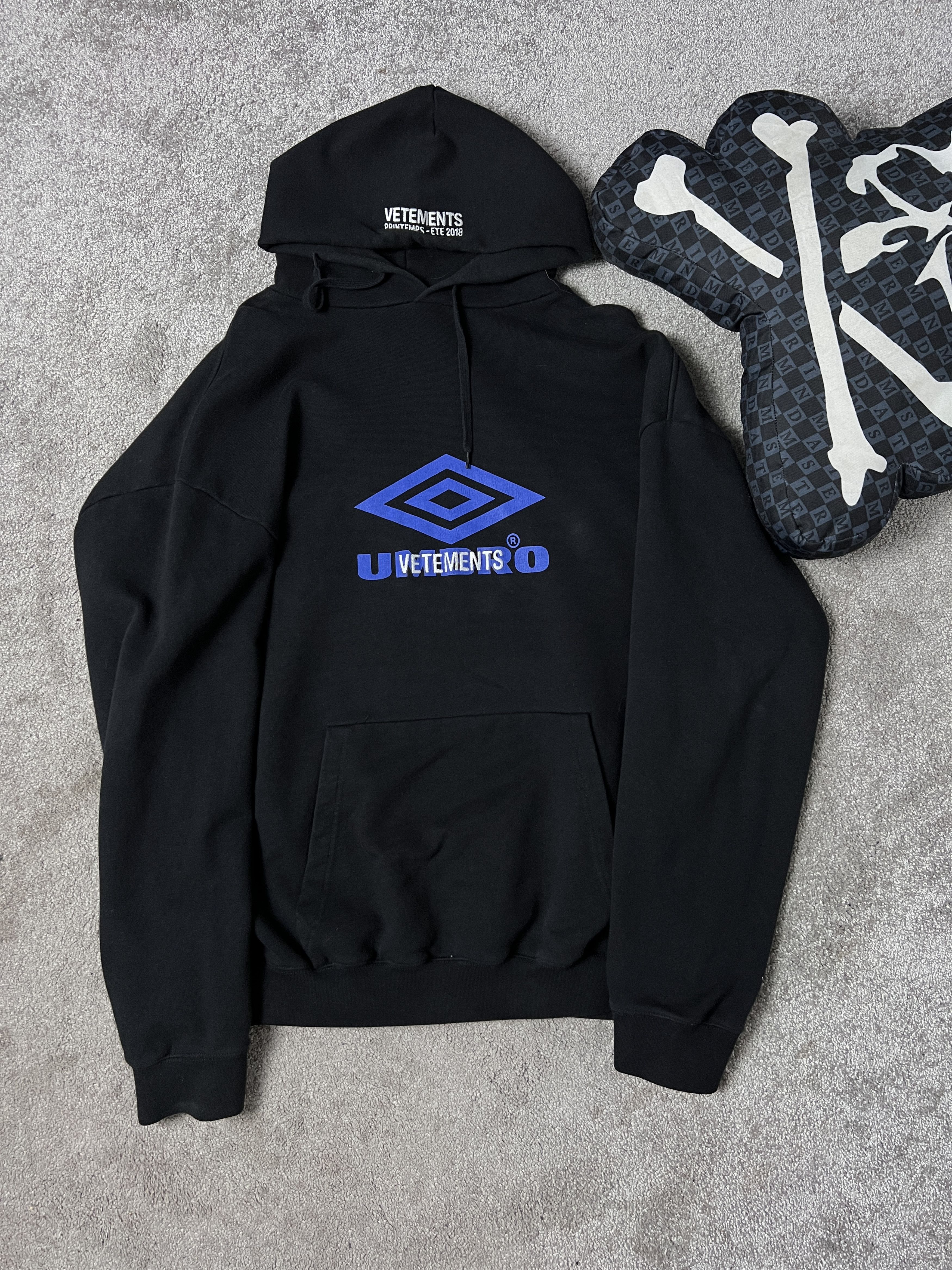 Umbro × Vetements Vetements Umbro Oversized Hoodie | Grailed