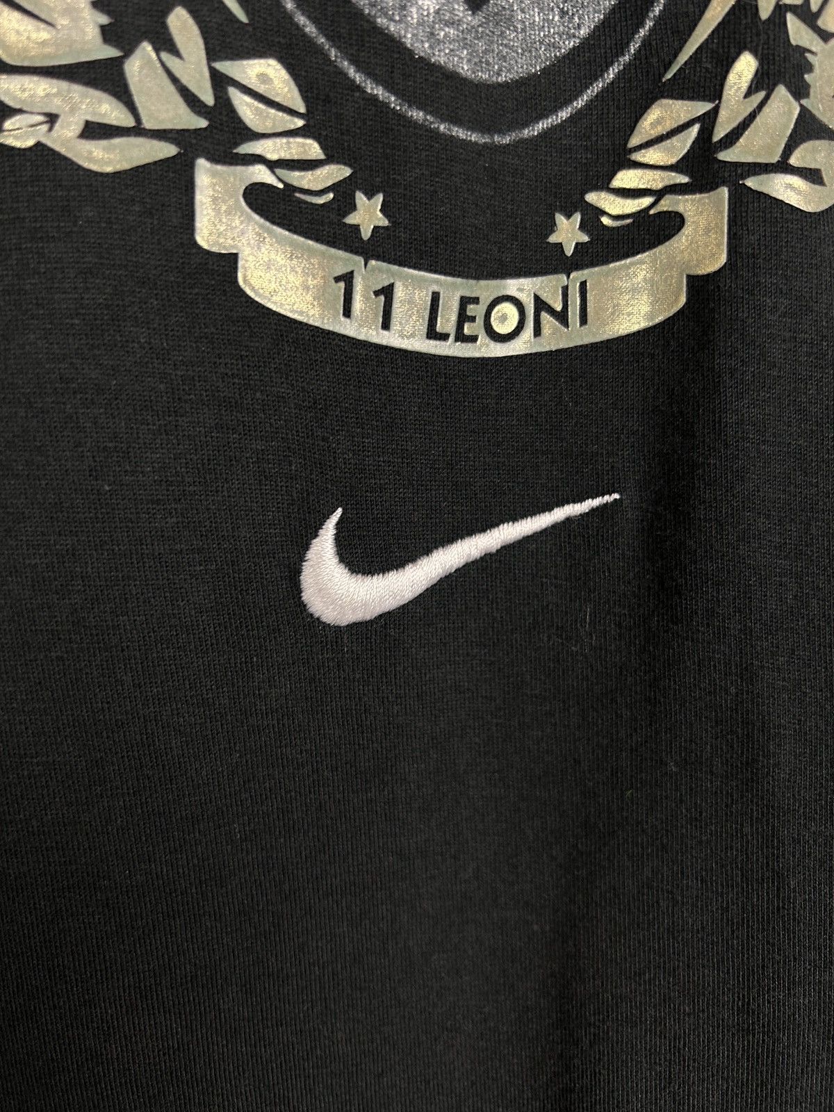 Nike 00s Vintage Nike Juventus Center Swoosh Logo T-Shirt Size US XL / EU 56 / 4 - 3 Thumbnail