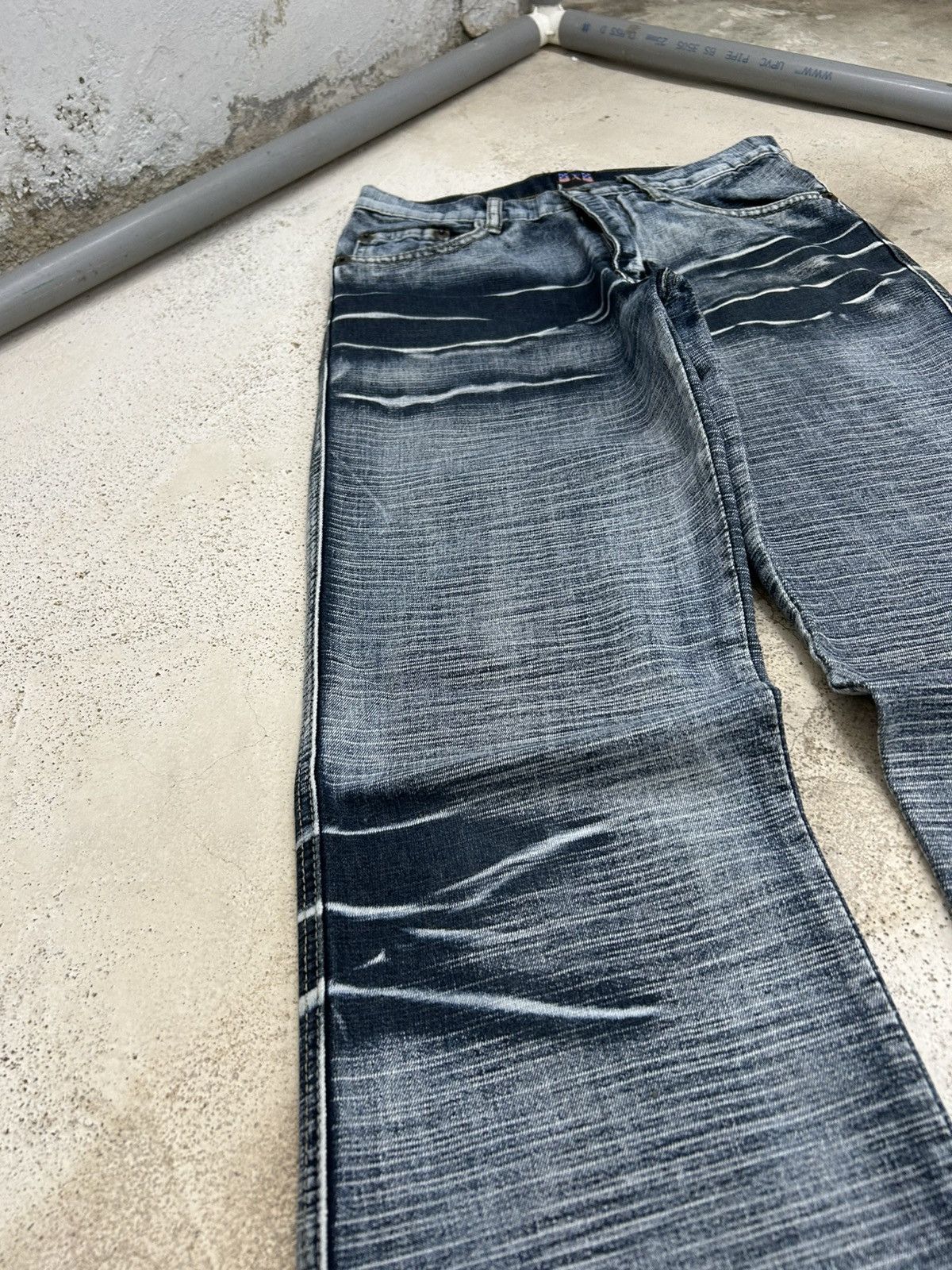 Hysteric Glamour Flare Jeans Painted Washed Heavy Whisker Size 27" / US 4 / IT 40 - 7 Thumbnail