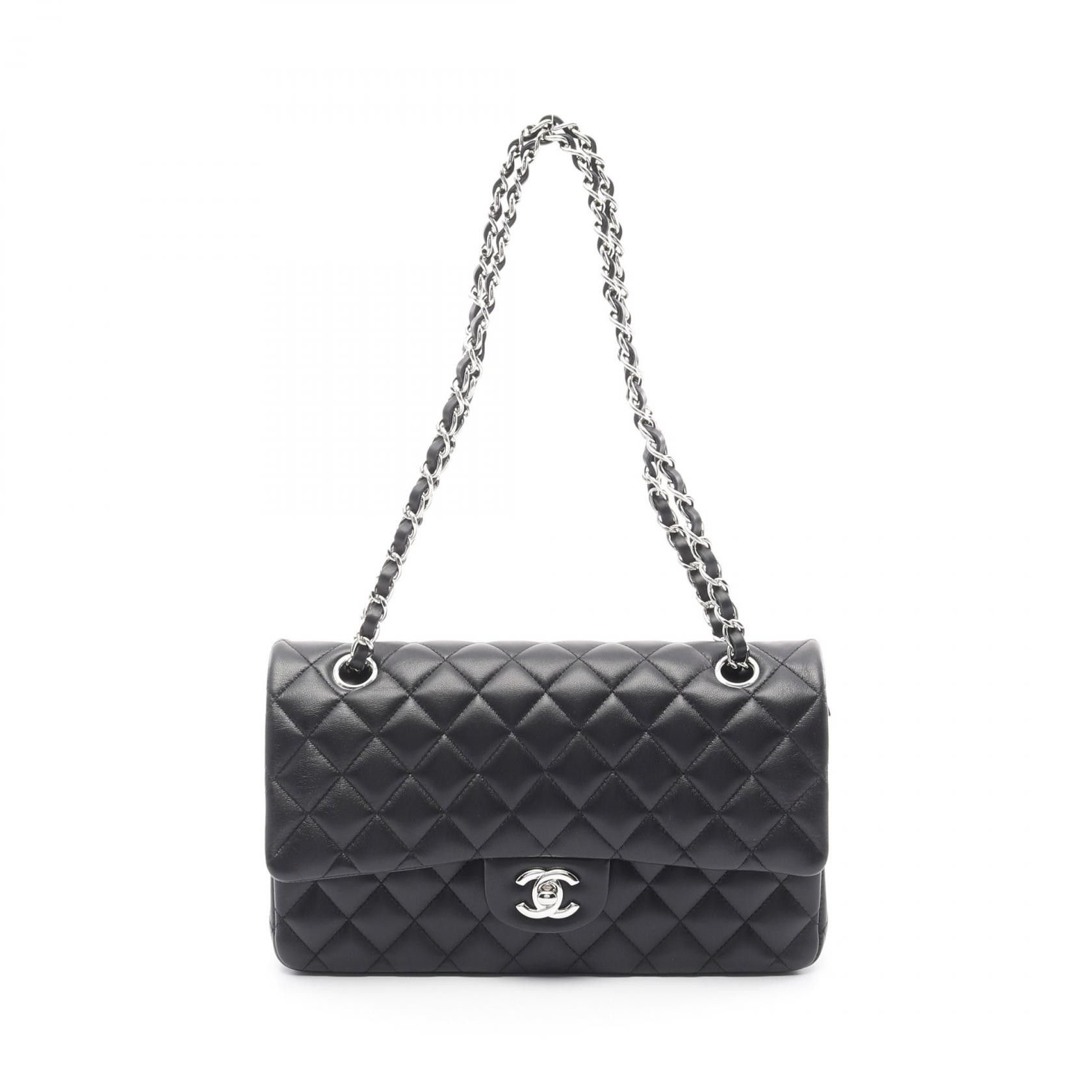 Chanel Chanel Matelasse Lambskin Shoulder Bag Leather Shoulder Bag A01112 in Black, Women's