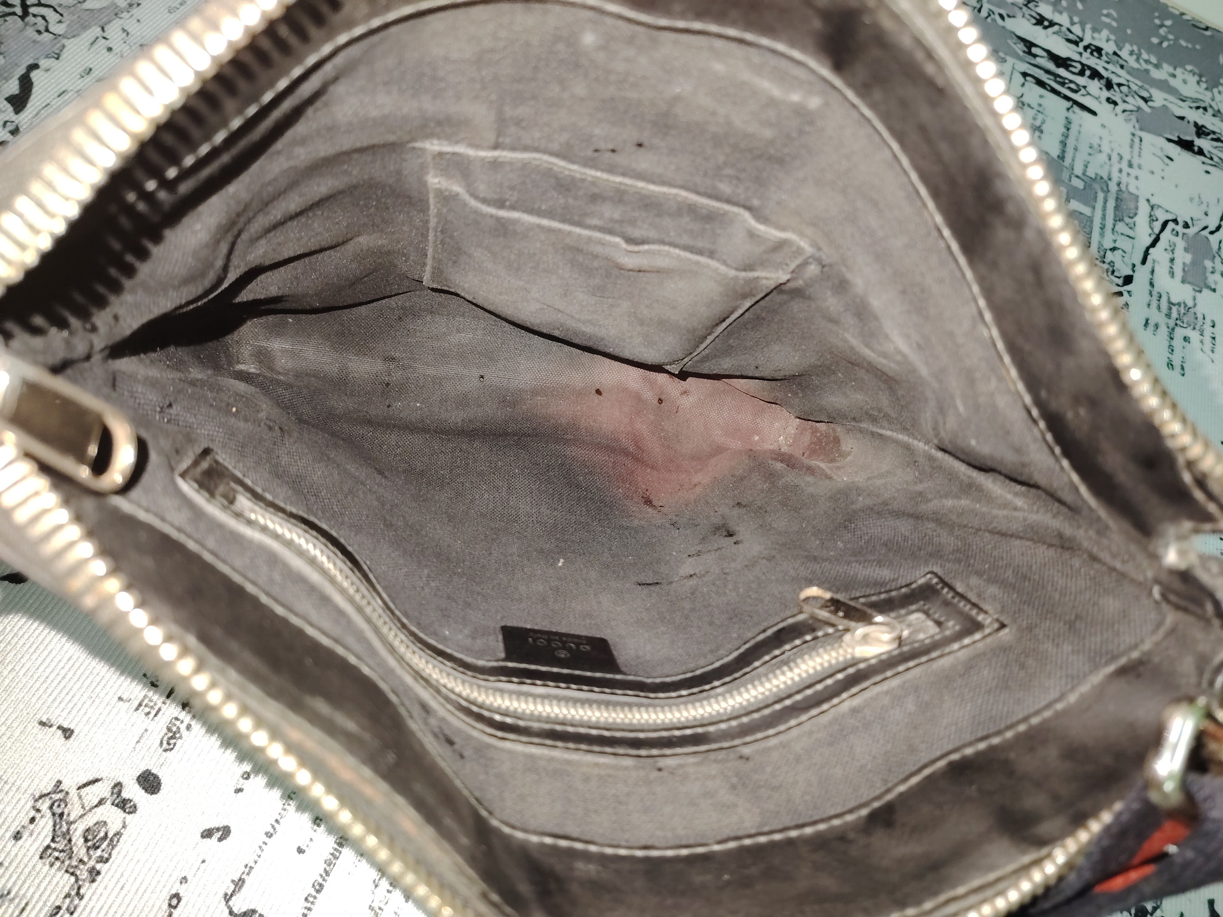 Gucci GUCCI DISTRESSED BAG MESSENGER MONOGRAM SUPREME GG Size ONE SIZE - 19 Thumbnail