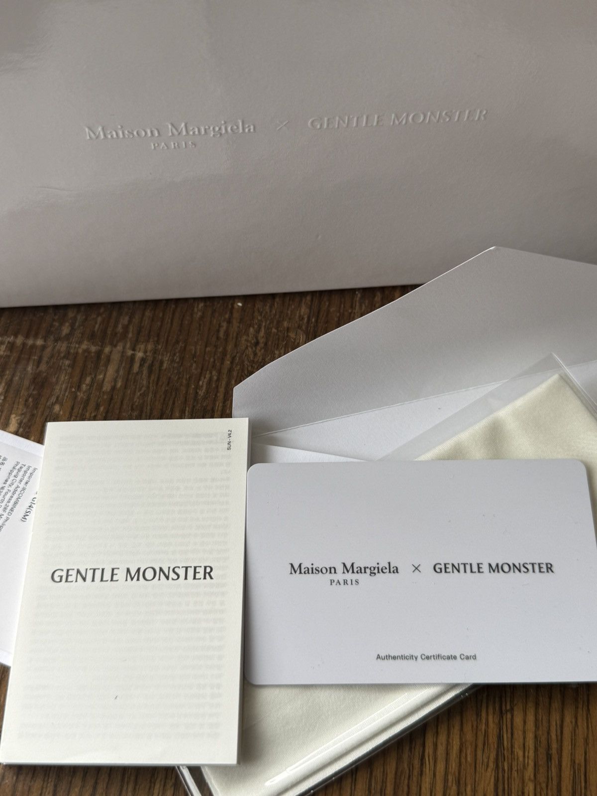 Gentle Monster × Maison Margiela Sold out collab sunglasses - BNIB Size ONE SIZE - 7 Thumbnail
