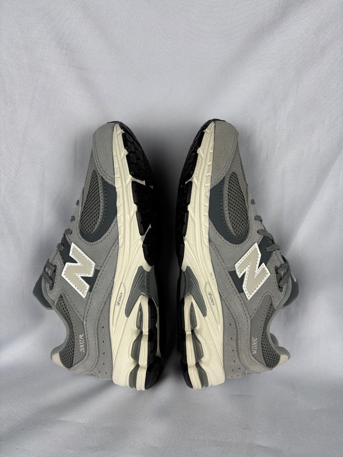 New Balance New Balance 2002R Suede Shoes US 6 UK 4 EU 37 CM 22.5 Size US 6 / IT 36 - 5 Thumbnail