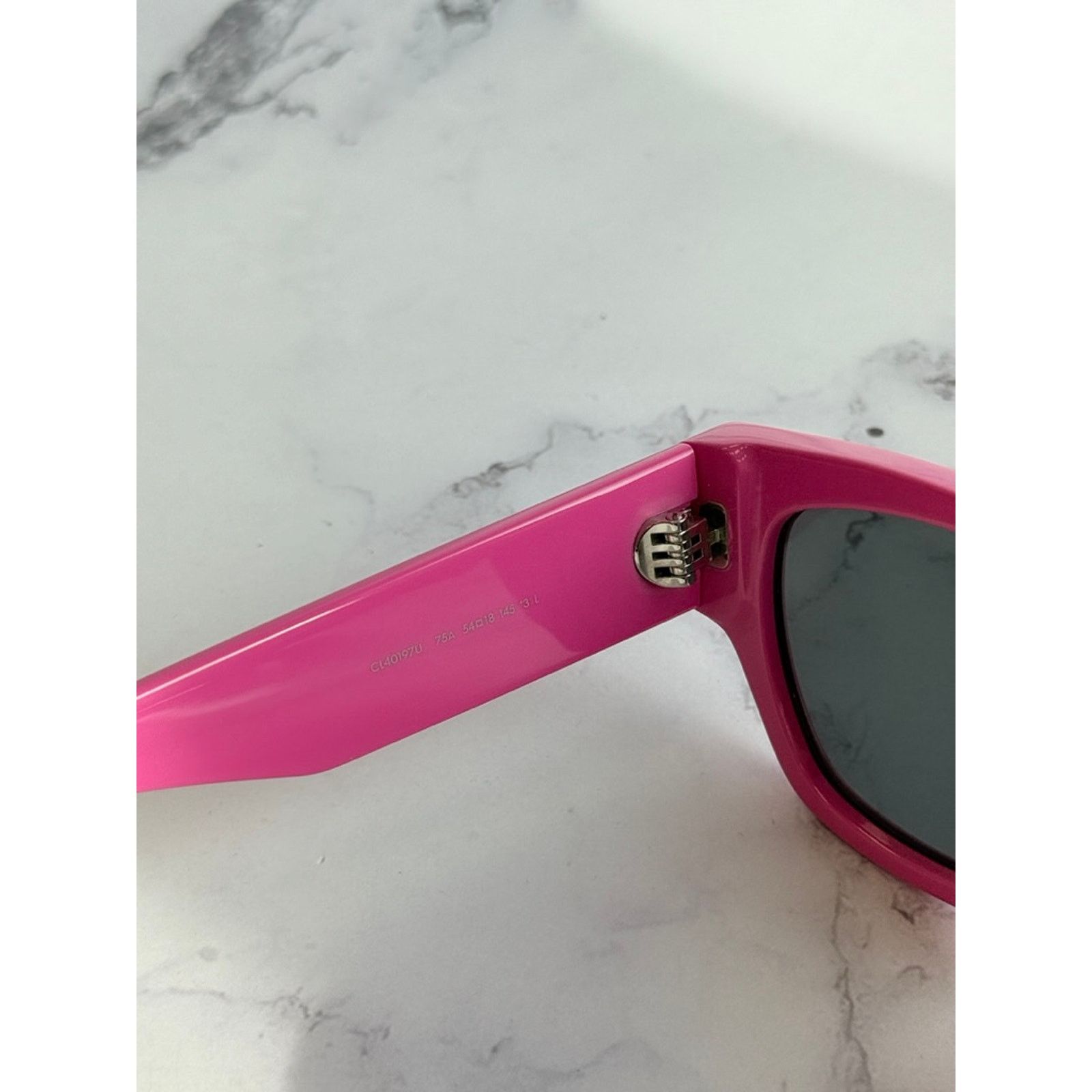 Celine NEW Celine CL40197U Cat Eye Hot Pink Logo Sunglasses Size ONE SIZE - 5 Thumbnail