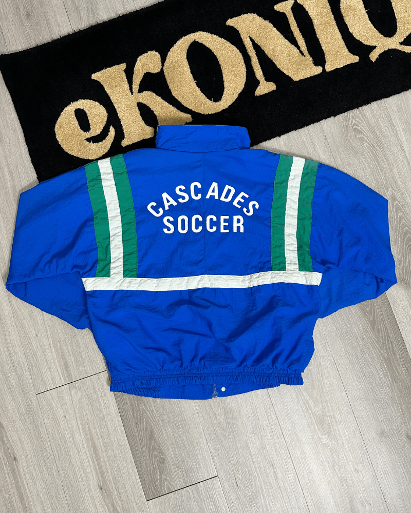 Vintage Vintage University of Fraser Valley Cascades Soccer Jacket L Size US L / EU 52-54 / 3 - 1 Thumbnail