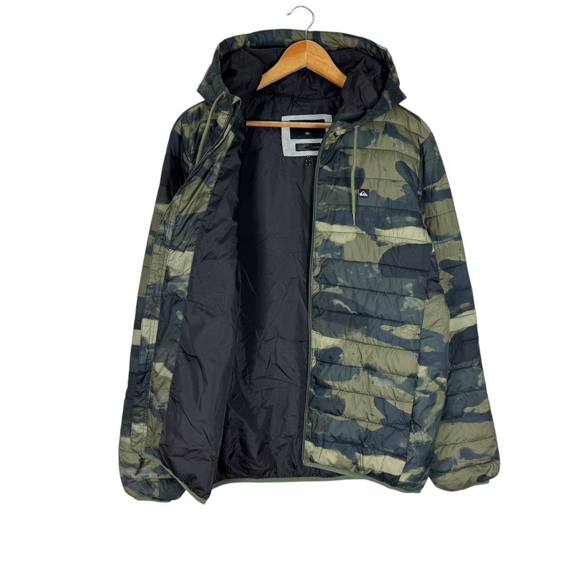 Quicksilver ☀️QUICKSILVER HOODIE CAMO LIGHT PUFFER JACKET Size US L / EU 52-54 / 3 - 9 Thumbnail