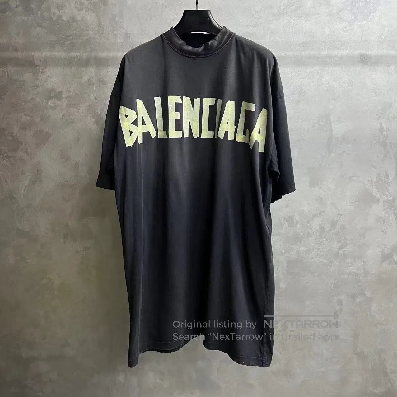Balenciaga Balenciaga Black tape with letter logo printed on it; roun Size US S / EU 44-46 / 1 - 1 Thumbnail