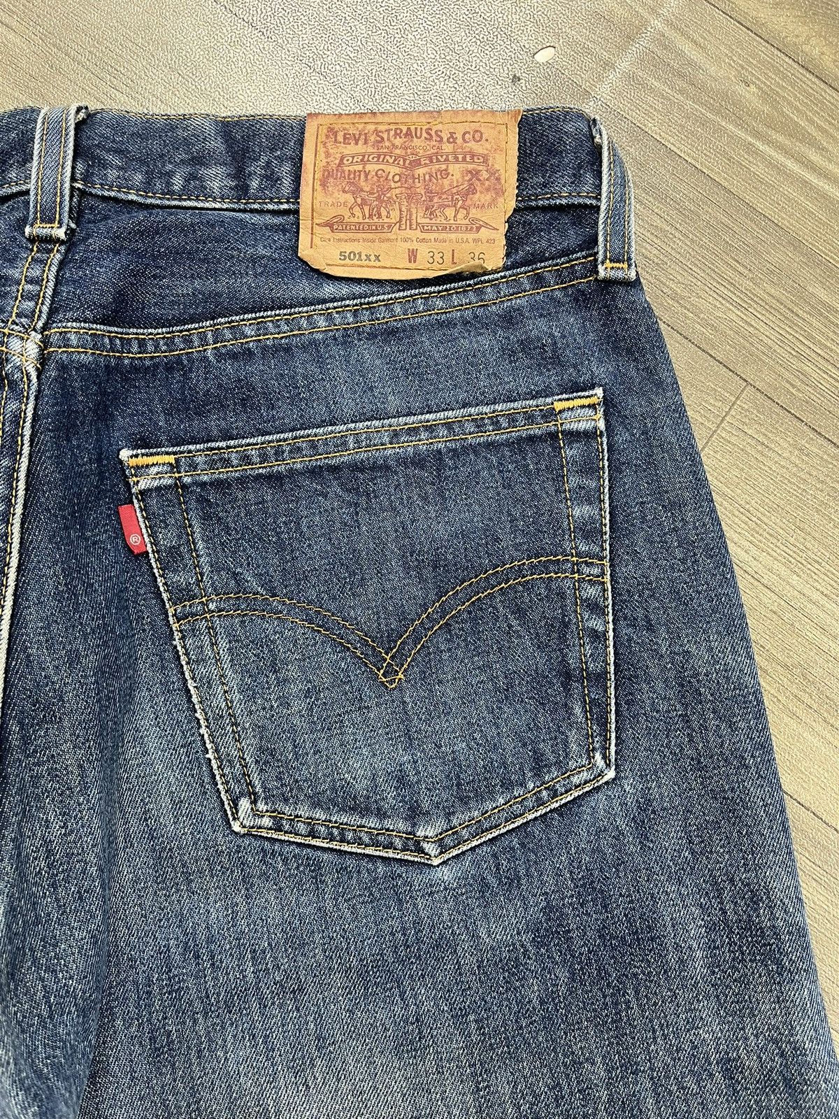 Levi's Vintage Clothing 🇺🇸1990s Vintage Levis 501XX 33x36 Straight Leg Faded Jeans Size US 33 - 3 Thumbnail