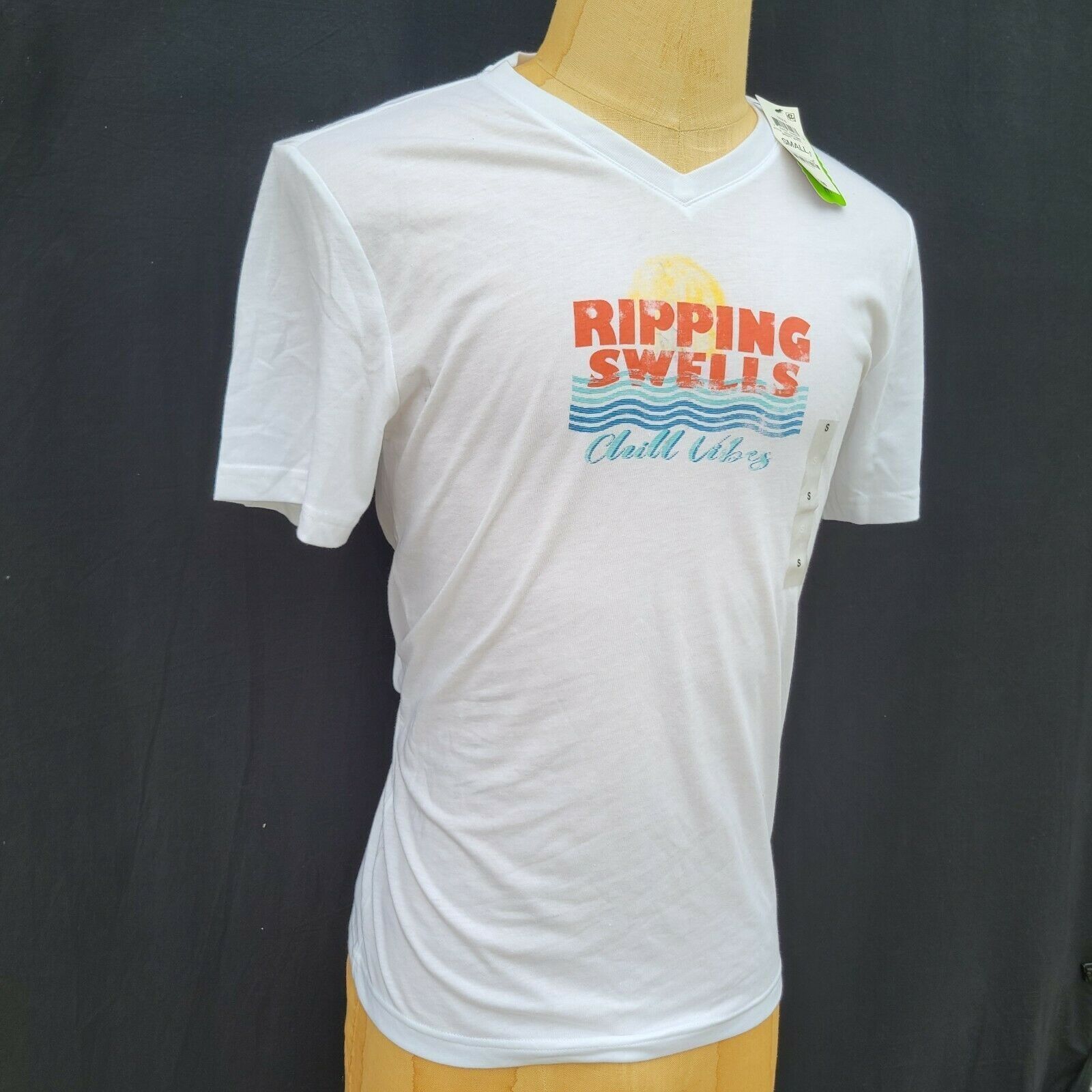 Other Men's Graphic Tshirt. Small Size US S / EU 44-46 / 1 - 3 Thumbnail