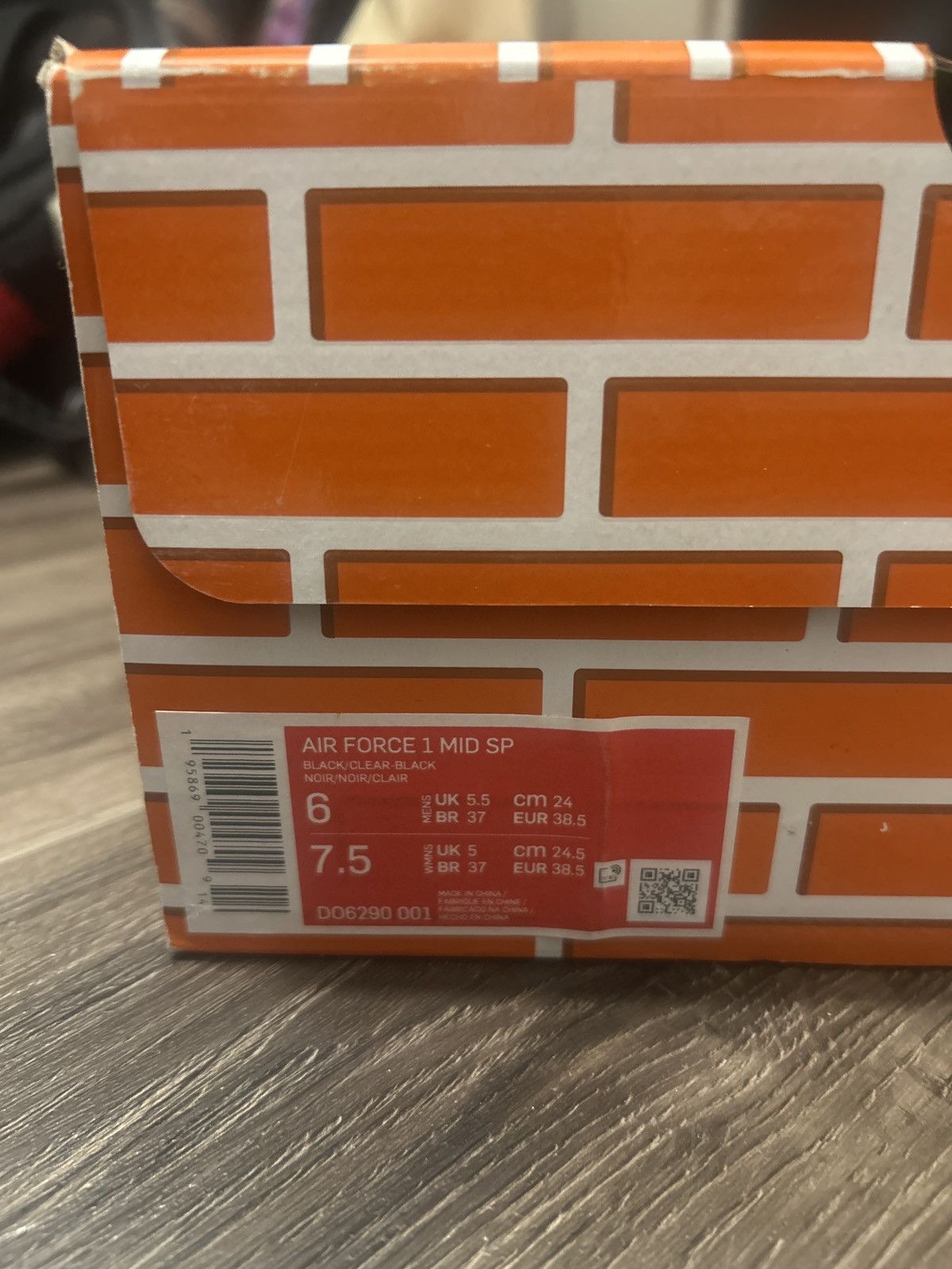 Off-White Off-White x Nike Air Force 1 Mid “Black” (With Box) Size US 6 / IT 36 - 1 Thumbnail
