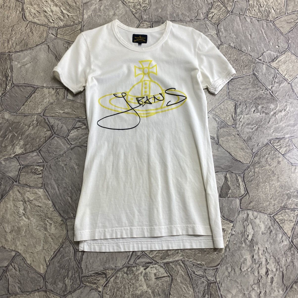 Vivienne Westwood VIVIENNE WESTWOOD T-SHIRT BIG LOGO GRAPHIC DESIGN Size US S / EU 44-46 / 1 - 1 Thumbnail