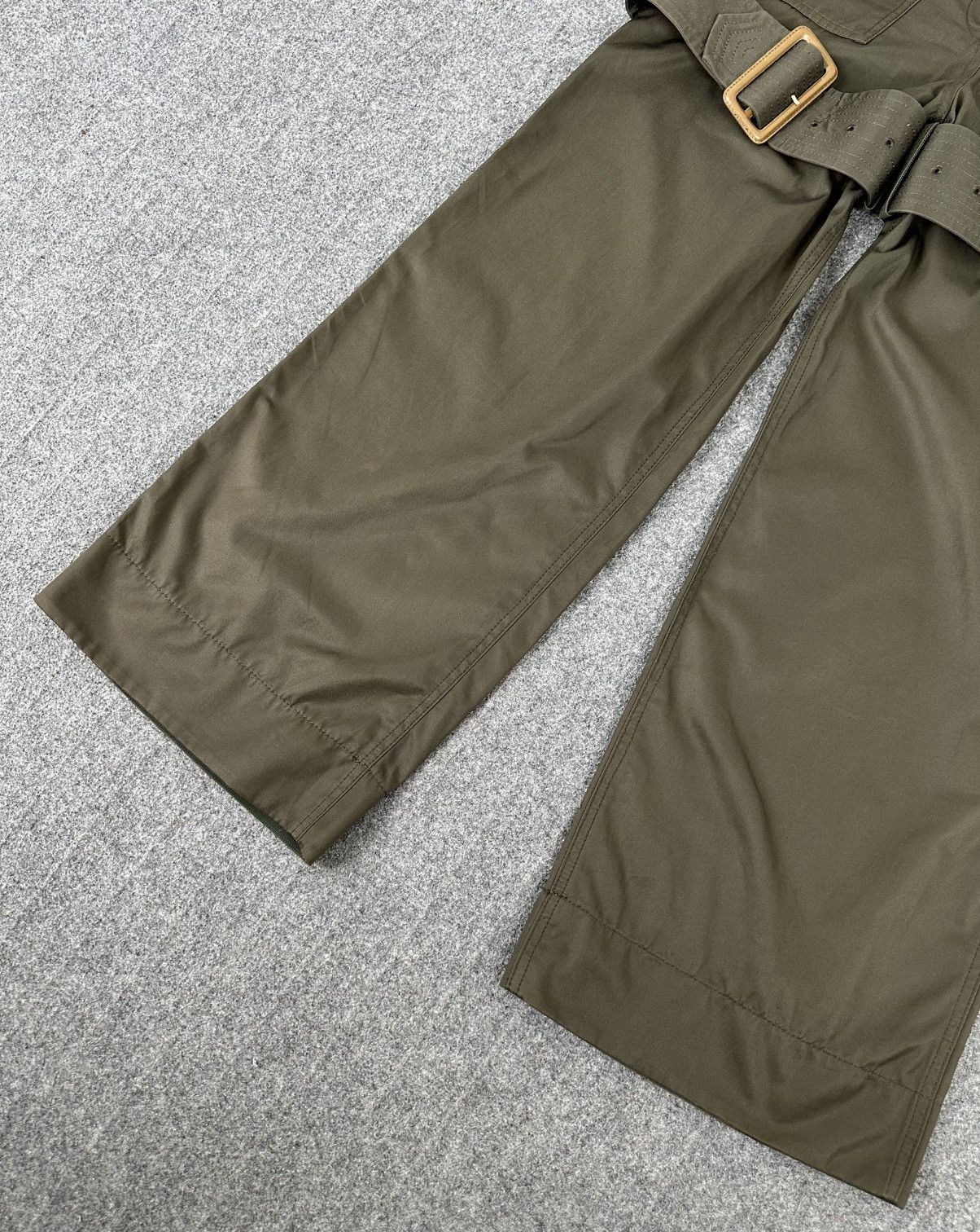 Sacai Sacai - Military Cargo Bondage Pants in Army Green Size 28" / US 6 / IT 42 - 7 Thumbnail