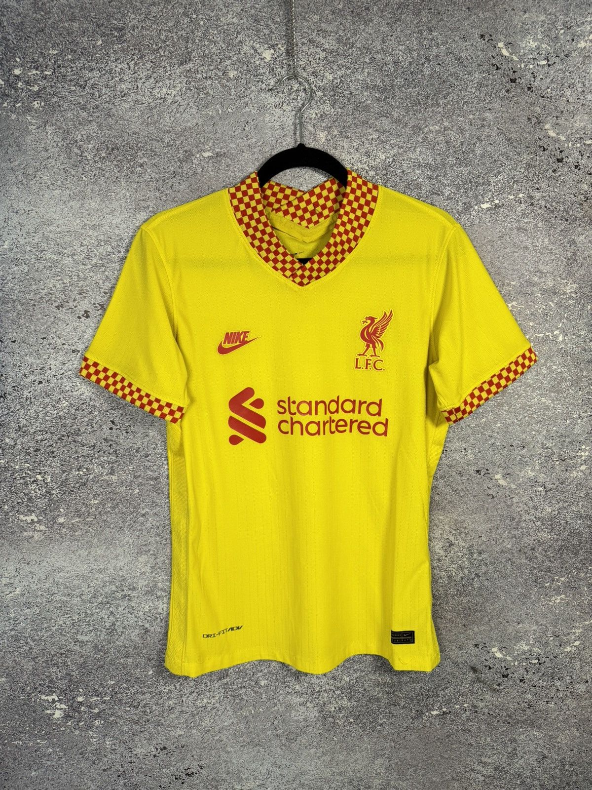 Nike Liverpool 2021/22 Nike Soccer Jersey y2k blokecore Size US S / EU 44-46 / 1 - 1 Thumbnail