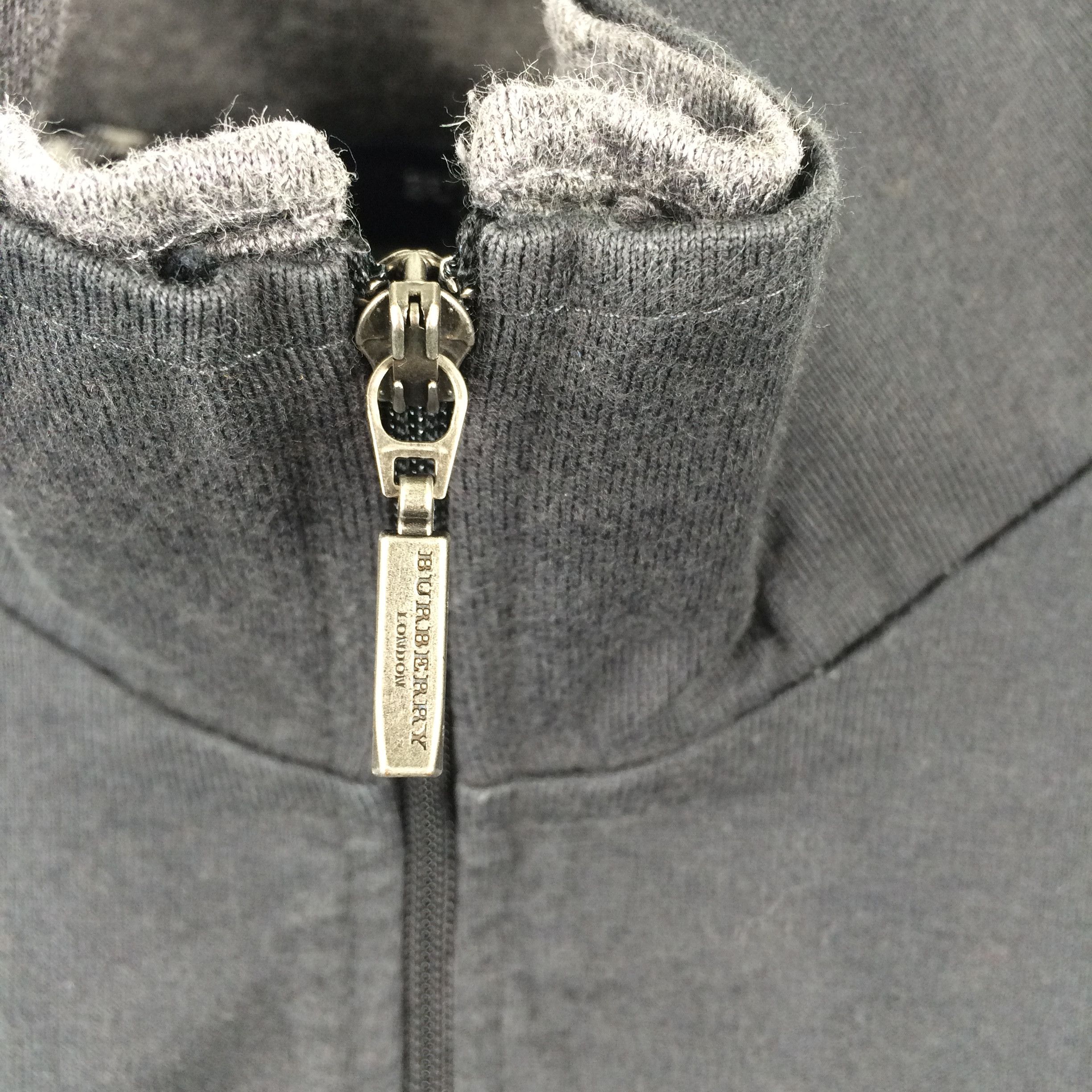 Burberry F28 BURBERRY LONDON PULLOVER SWEATSHIRT Size US M / EU 48-50 / 2 - 5 Thumbnail