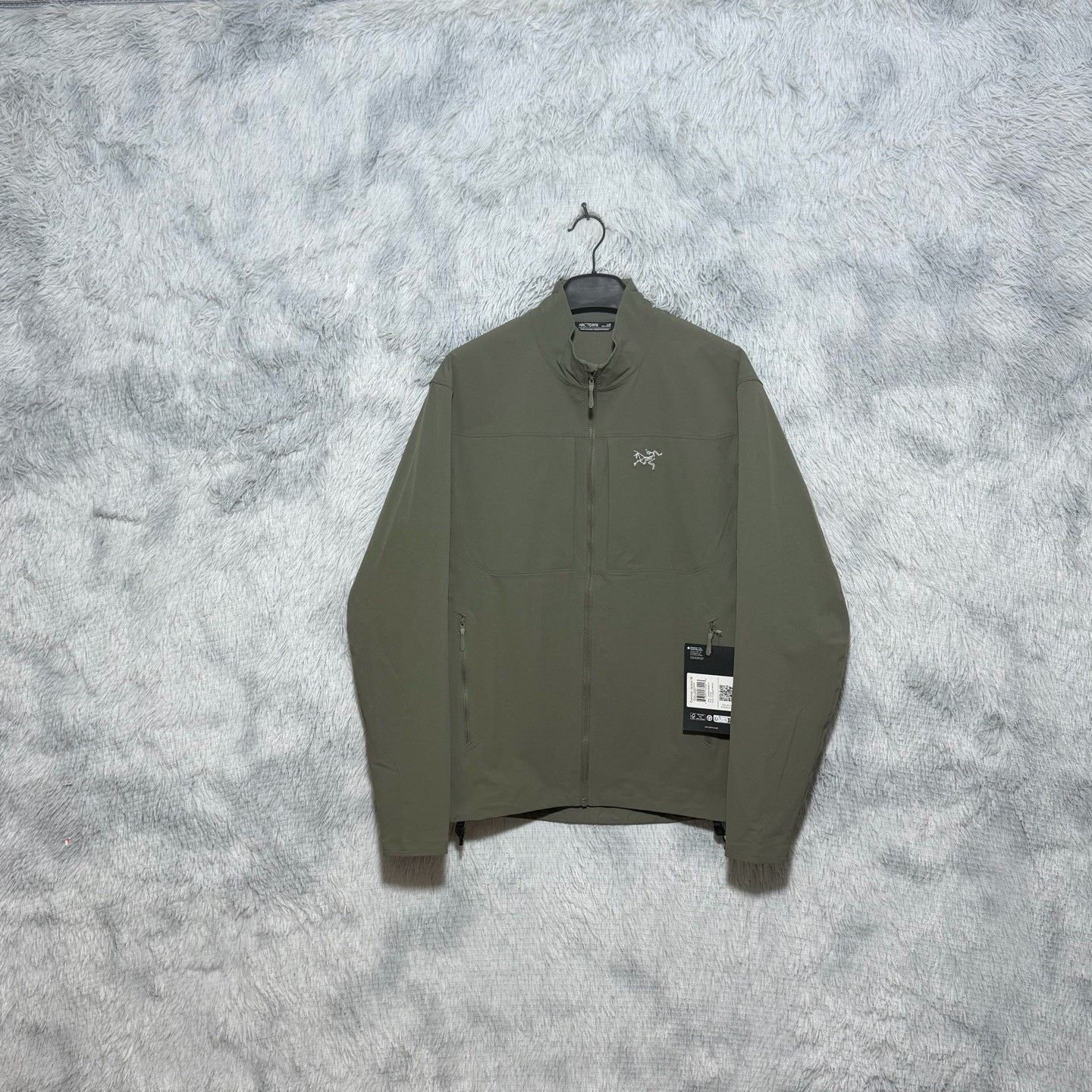 Arc'teryx Arcteryx Gamma Jacket Men's Size US L / EU 52-54 / 3 - 1 Thumbnail