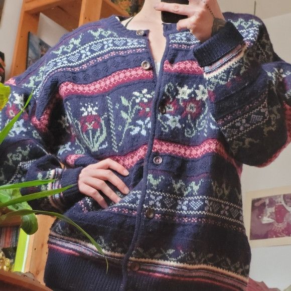 Conte of Florence Conte Of Florence Navy Pink Floral 100% Wool `Cardigan - L Size L / US 10 / IT 46 - 2 Thumbnail