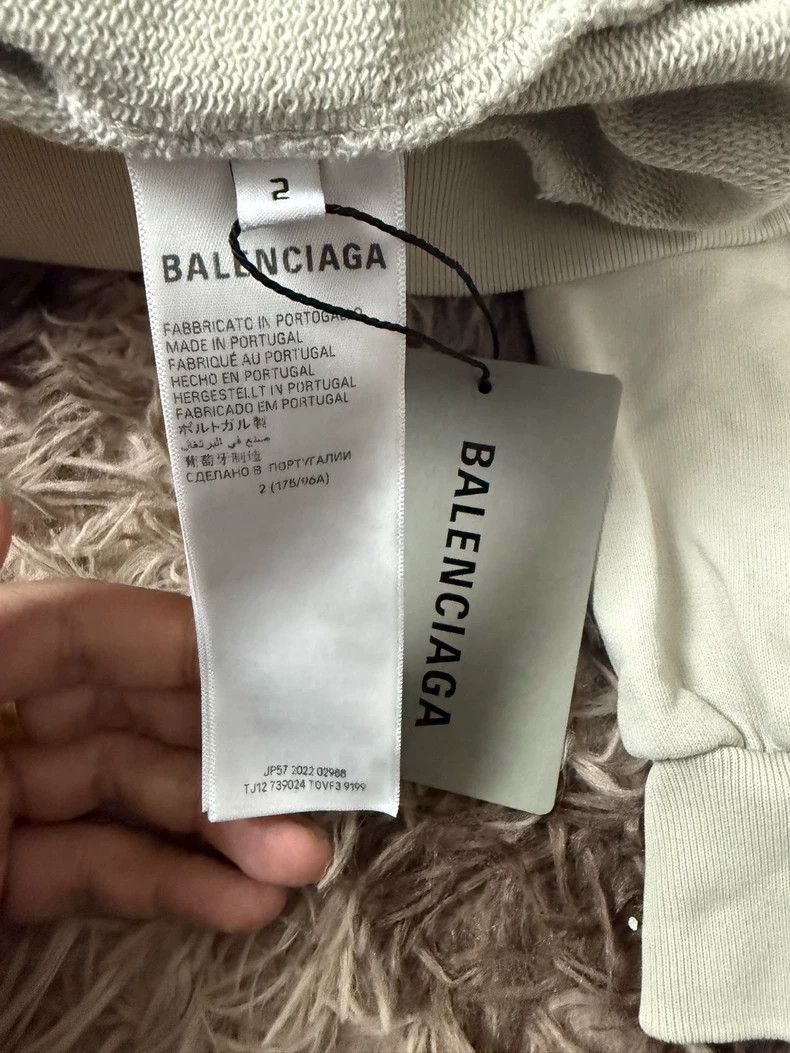 Balenciaga Balenciaga 23SS Distressed Hoodie Size US M / EU 48-50 / 2 - 3 Thumbnail