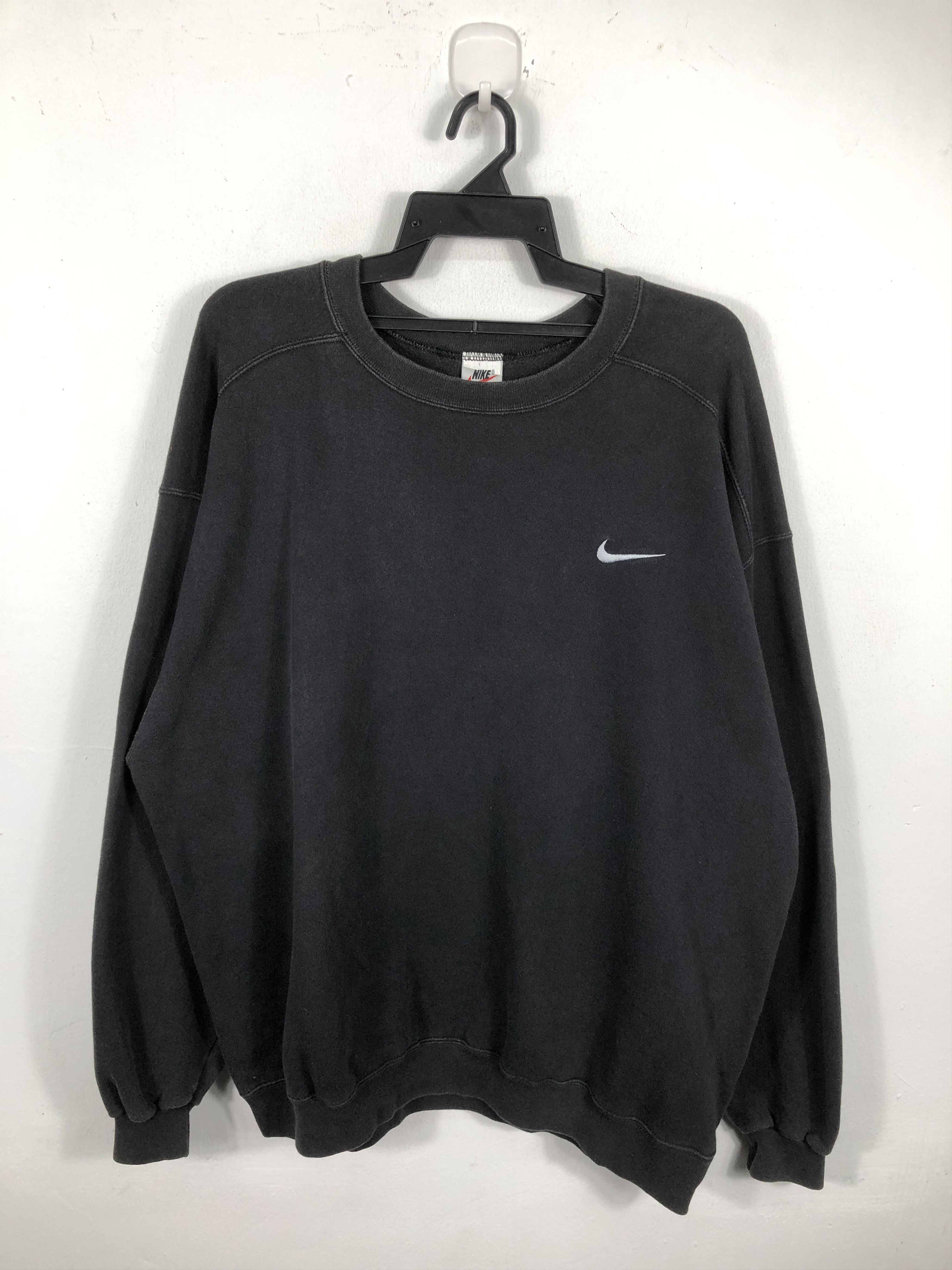 Nike Vintage Nike Small Swoosh Sweatshirt Size US XXL / EU 58 / 5 - 1 Thumbnail