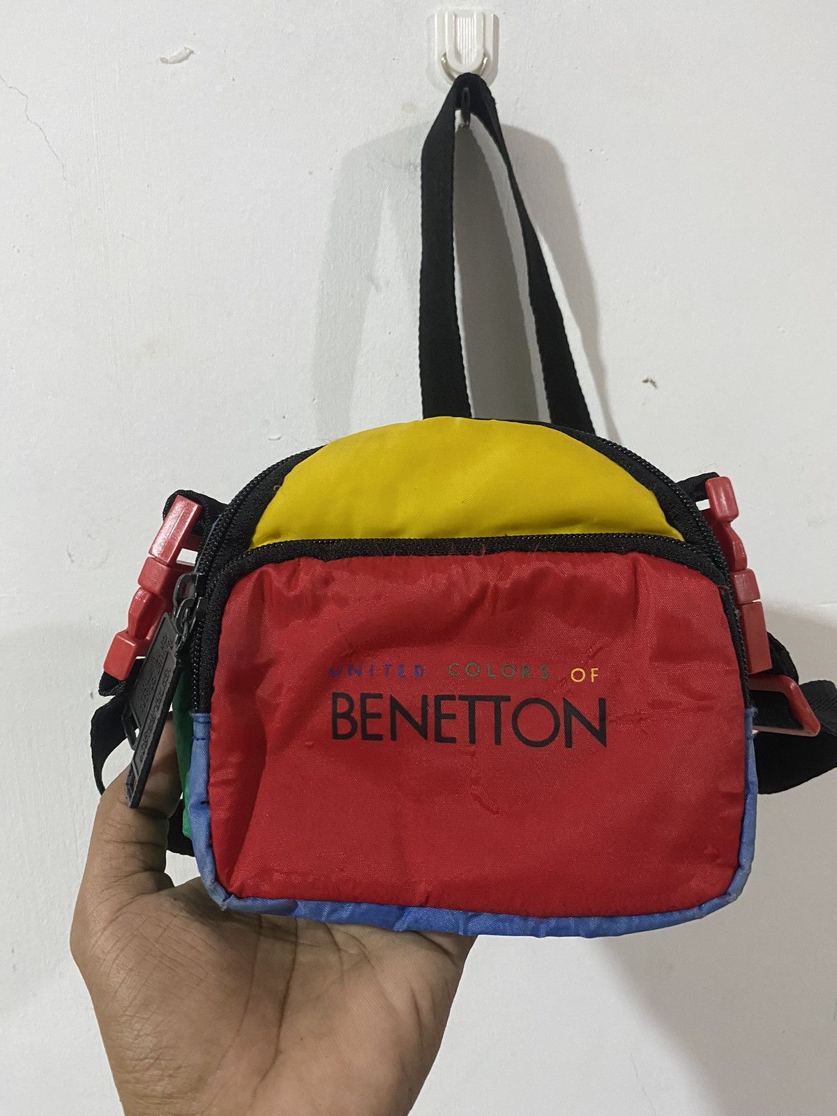 United Colors Of Benetton United colors of benetton sling bag Size 30 - 1 Thumbnail
