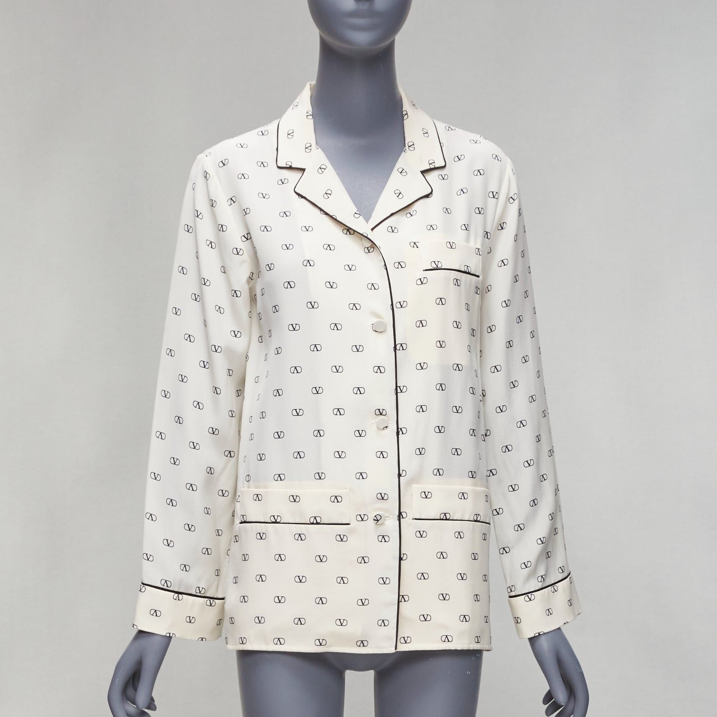 Valentino VALENTINO cream 100% silk V logo black piping collared pajama shirt IT36 XXS Size XS / US 0-2 / IT 36-38 - 1 Thumbnail