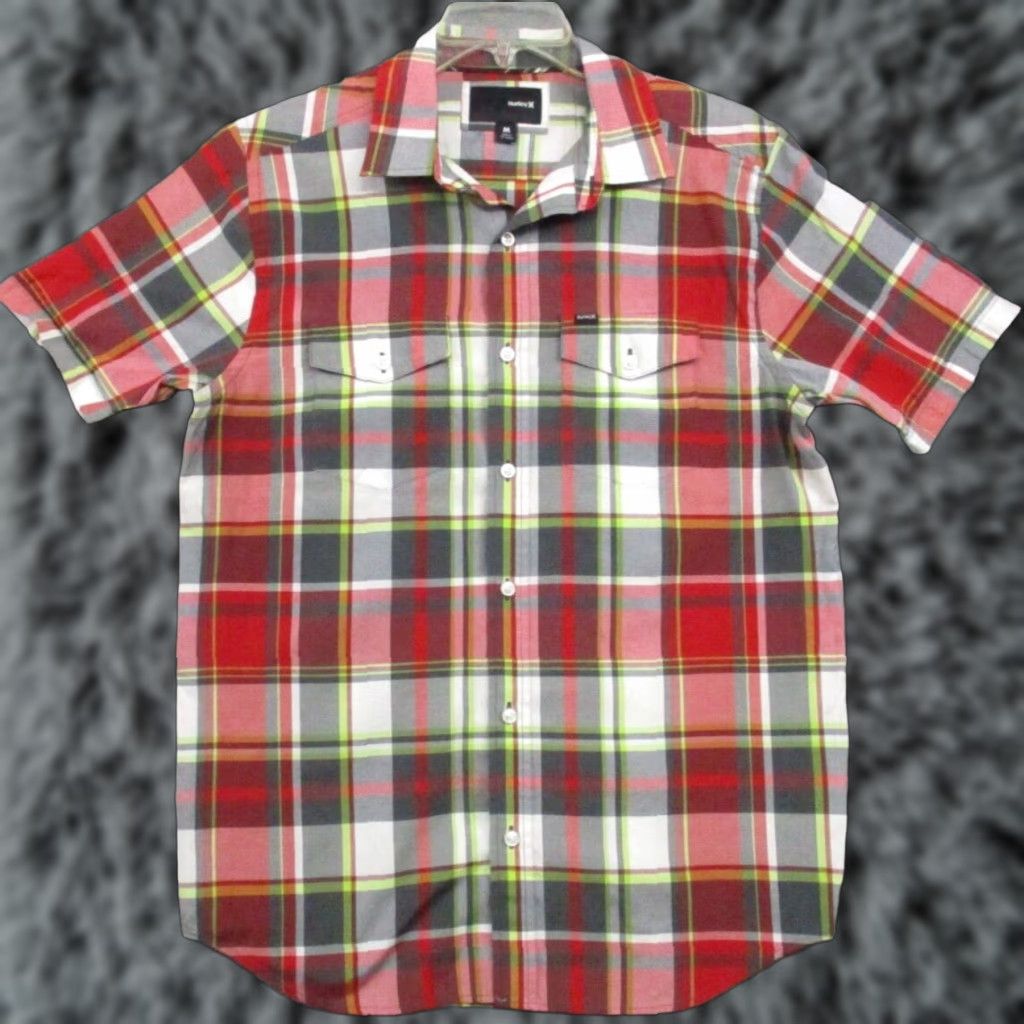 Hurley VINTAGE Hurley Button-Up Shirt Mens Medium Short Sleeve Red Plaid Southwestern Size US M / EU 48-50 / 2 - 1 Thumbnail