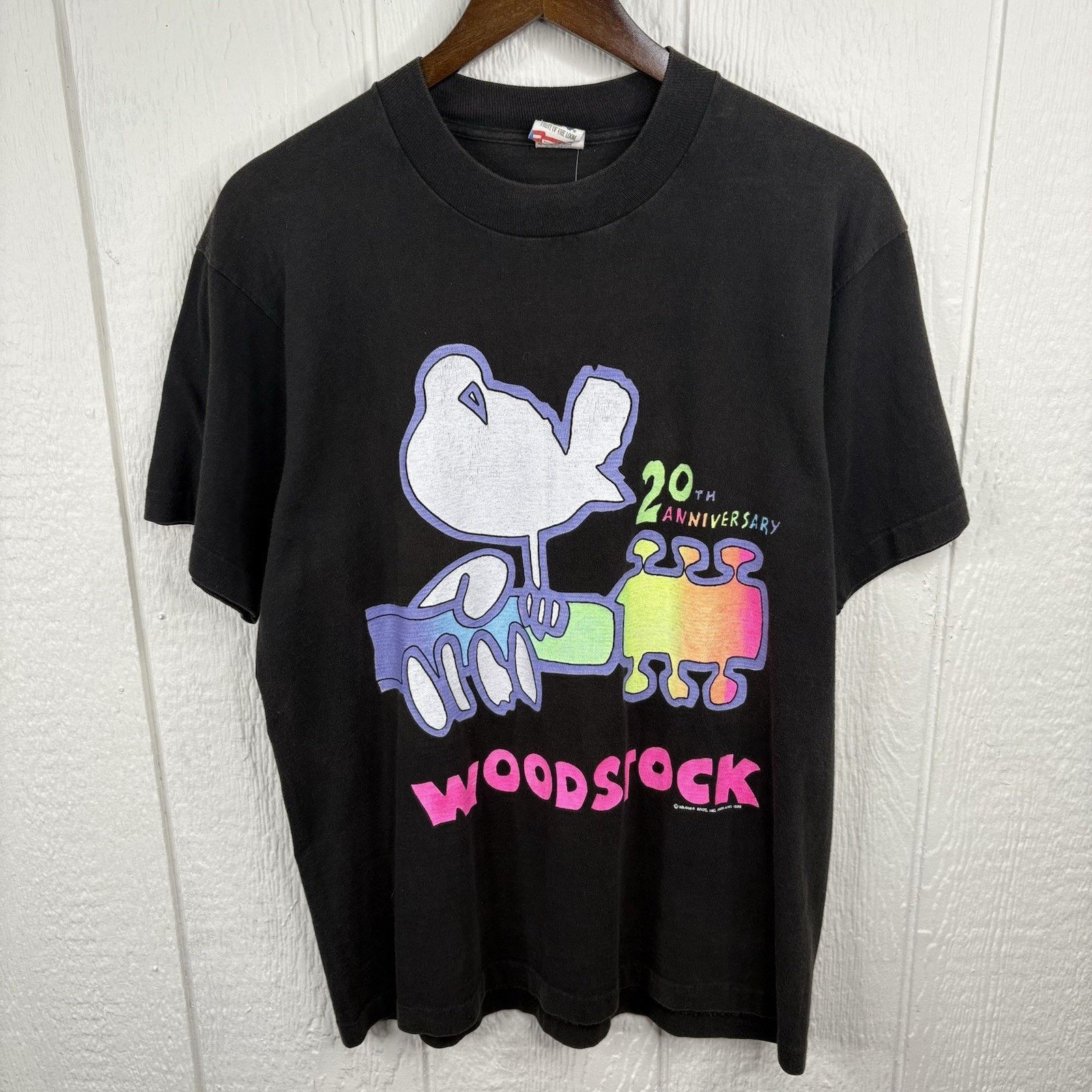 Fruit Of The Loom Vintage 1989 20th Anniversary Woodstock Rainbow Tee Large Size US L / EU 52-54 / 3 - 1 Thumbnail