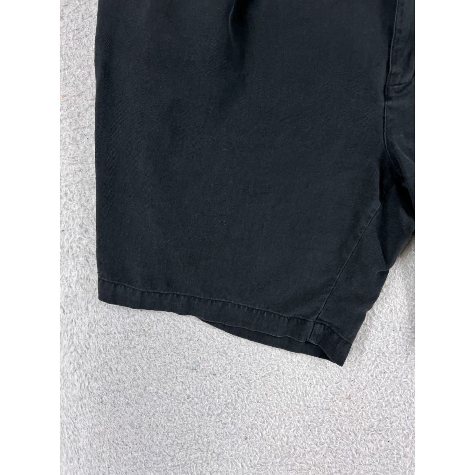 Tommy Bahama Tommy Bahama Shorts Mens 35 Black 100% Silk Pleated Front Comfort Waist Golf Size US 35 - 3 Thumbnail